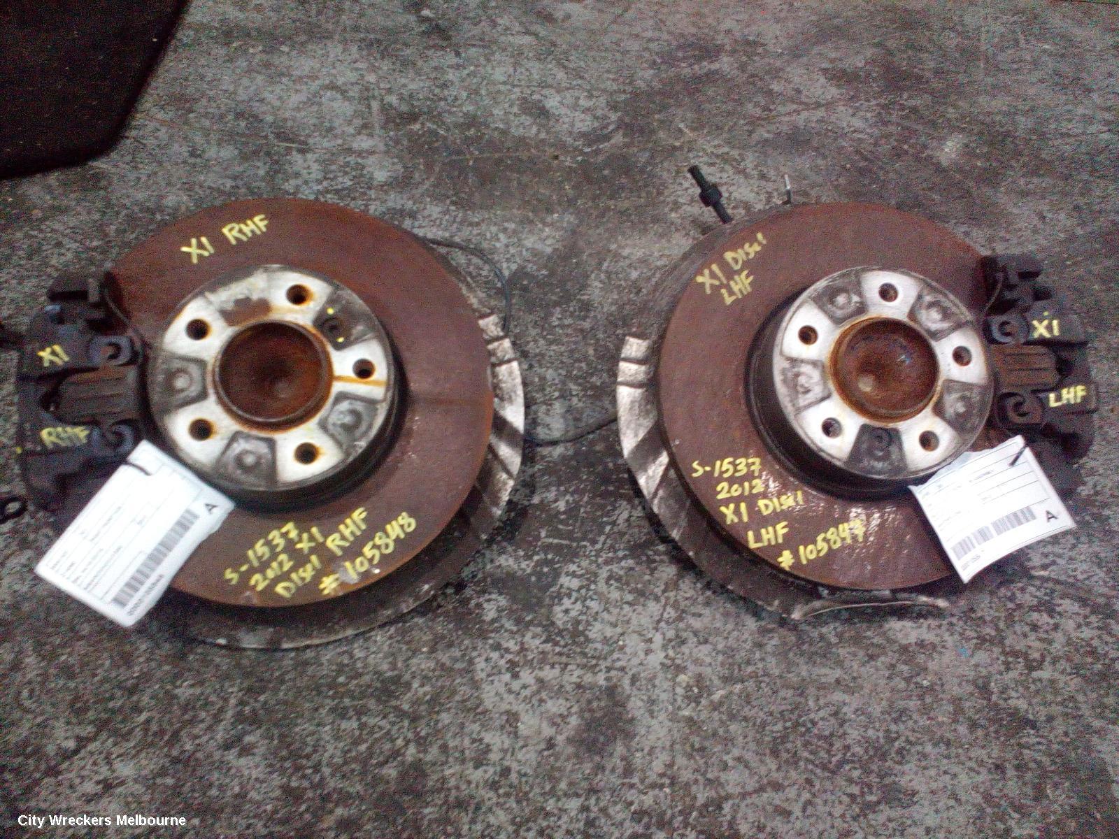 BMW X1 RIGHT FRONT HUB ASSEMBLY, E84, 04/2010 - 07/2015