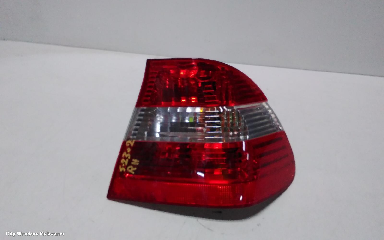 BMW 3 SERIES RIGHT TAILLIGHT, E46, SEDAN, CLEAR FLASHER TYPE, 10/2001 - 01/2005