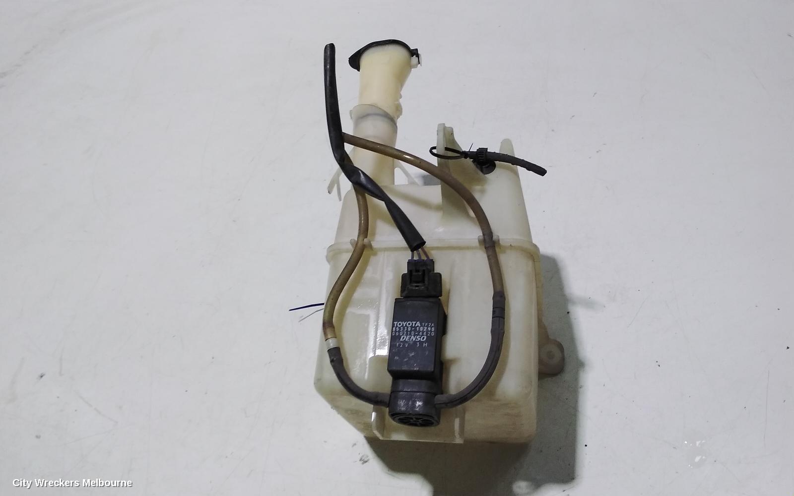TOYOTA COROLLA WASHER BOTTLE, ZZE122, HATCH/WAGON, 12/2001 - 06/2007