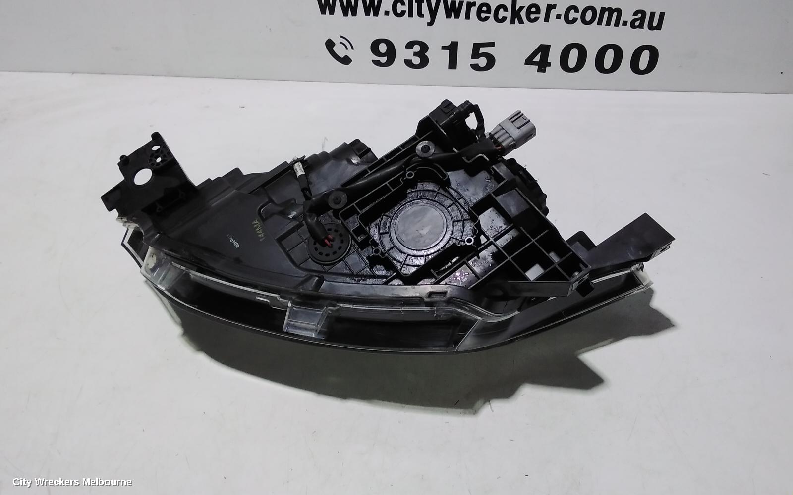 MITSUBISHI OUTLANDER RIGHT HEADLAMP, ZJ, HALOGEN, 10/2012 - 03/2015