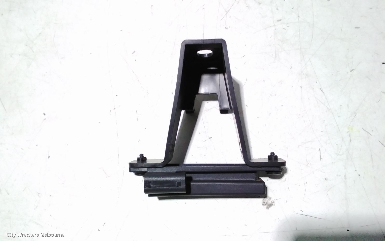 LAND ROVER RANGEROVER SPORT, L494, 12/2013 - 04/2022, AH42-15K603-AA KEYLESS ENTRY ANTENNA, ANTENNA CONTROL UNIT: 105893