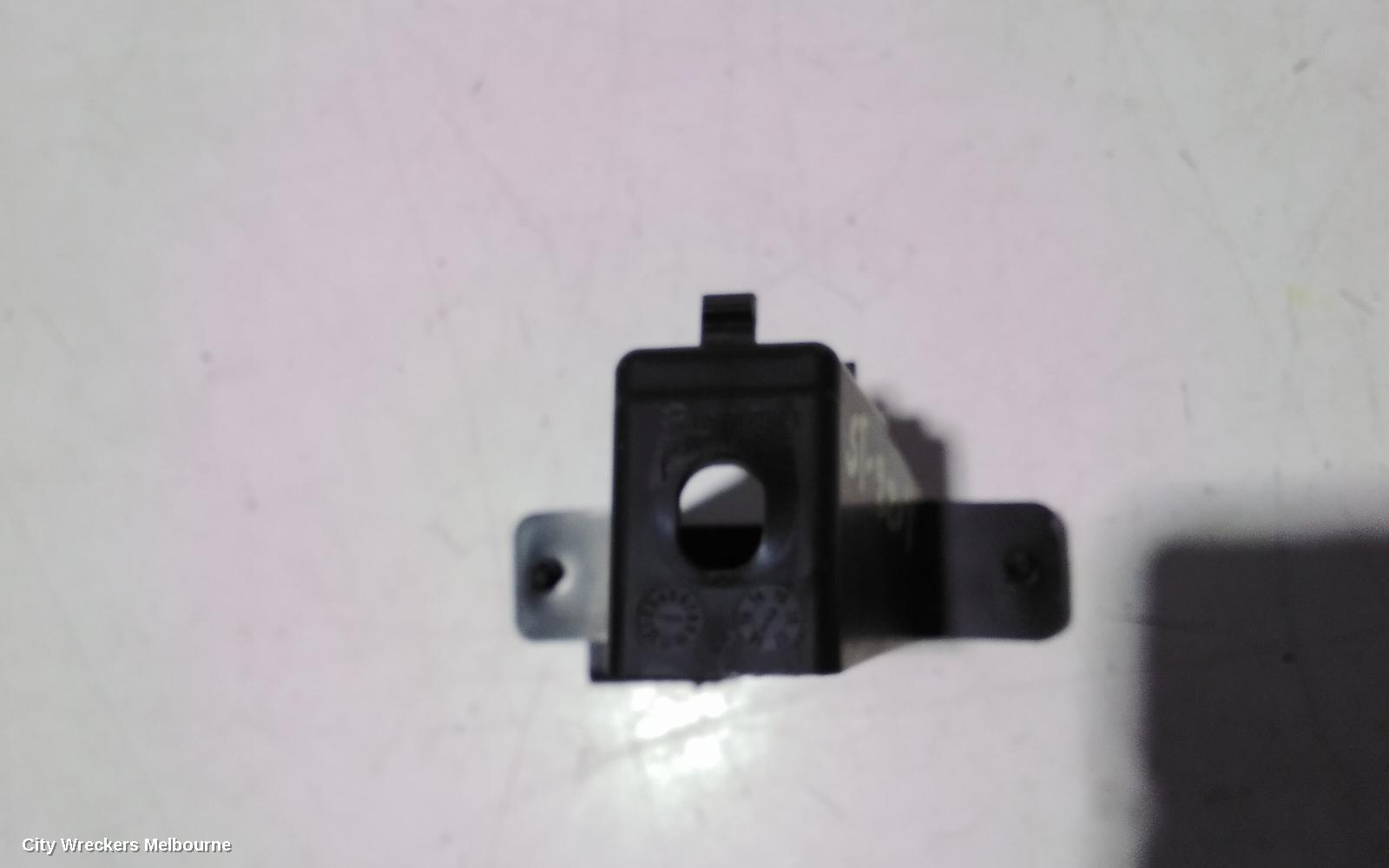 LAND ROVER RANGEROVER SPORT, L494, 12/2013 - 04/2022, AH42-15K603-AA KEYLESS ENTRY ANTENNA, ANTENNA CONTROL UNIT: 105893