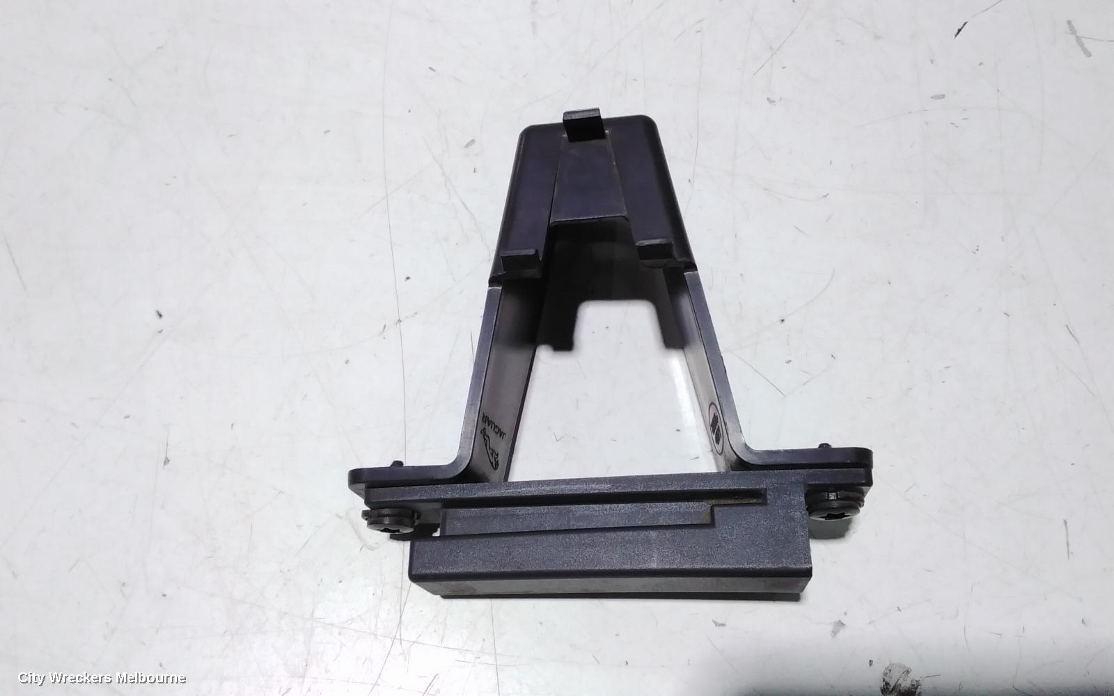 LAND ROVER RANGEROVER SPORT, L494, 12/2013 - 04/2022, AH42-15K603-AA KEYLESS ENTRY ANTENNA, ANTENNA CONTROL UNIT: 105893