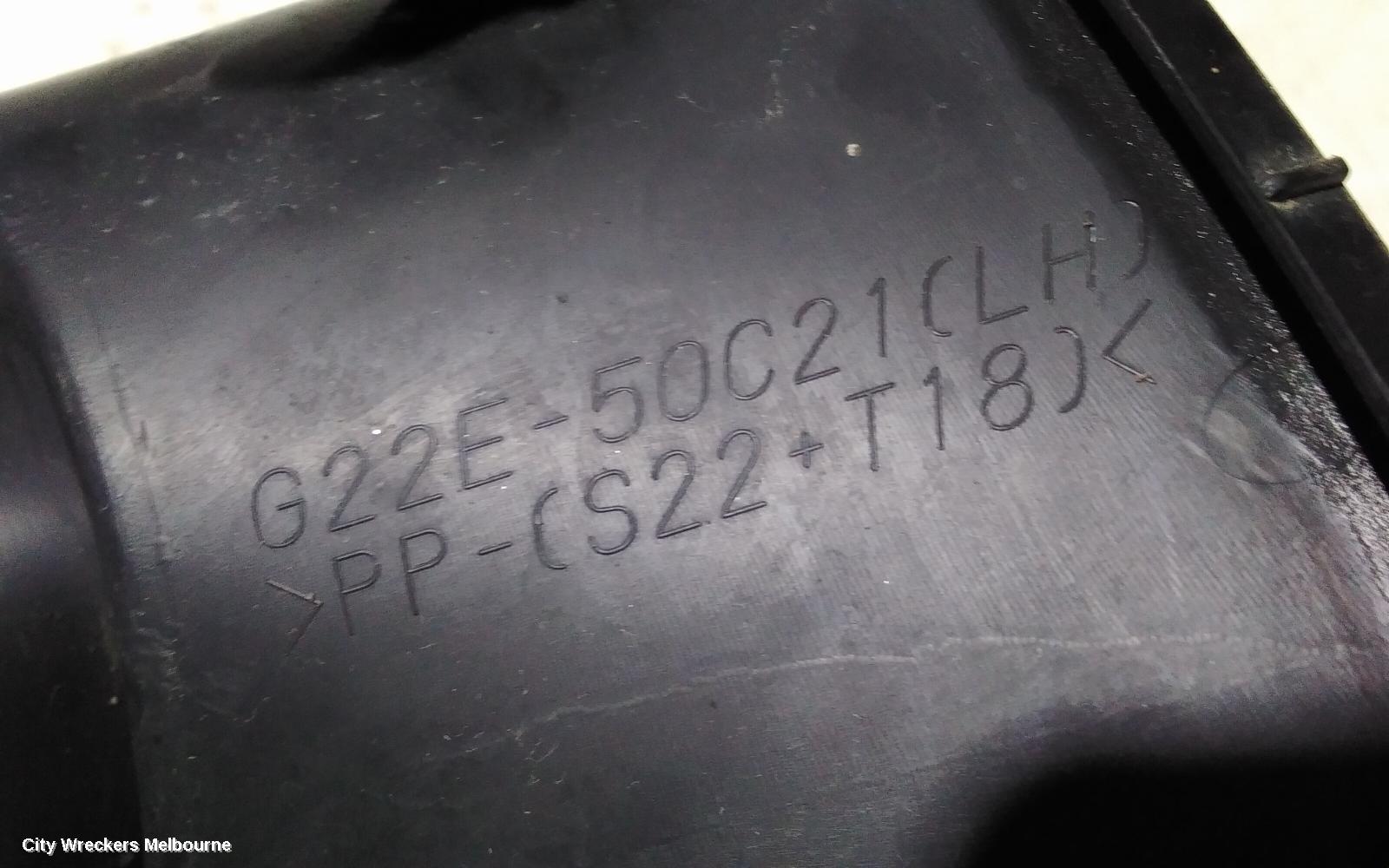 MAZDA 6 LEFT INDICATOR/FOG/SIDE, BUMPER FOGLAMP, STANDARD/LUXURY/MPS TYPE, GG/GY, 09/2002 - 12/2007