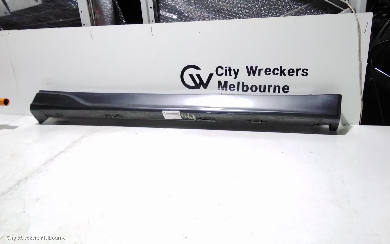 MITSUBISHI OUTLANDER SIDE STEP/SKIRT, ZK-ZL, RH SIDE, 04/2015 - 07/2021