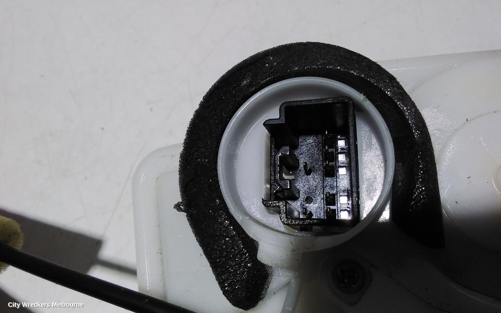 MAZDA 3 DOOR/BOOT/GATE LOCK, RIGHT FRONT DOOR LOCK, BL, 04/2009 - 10/2013