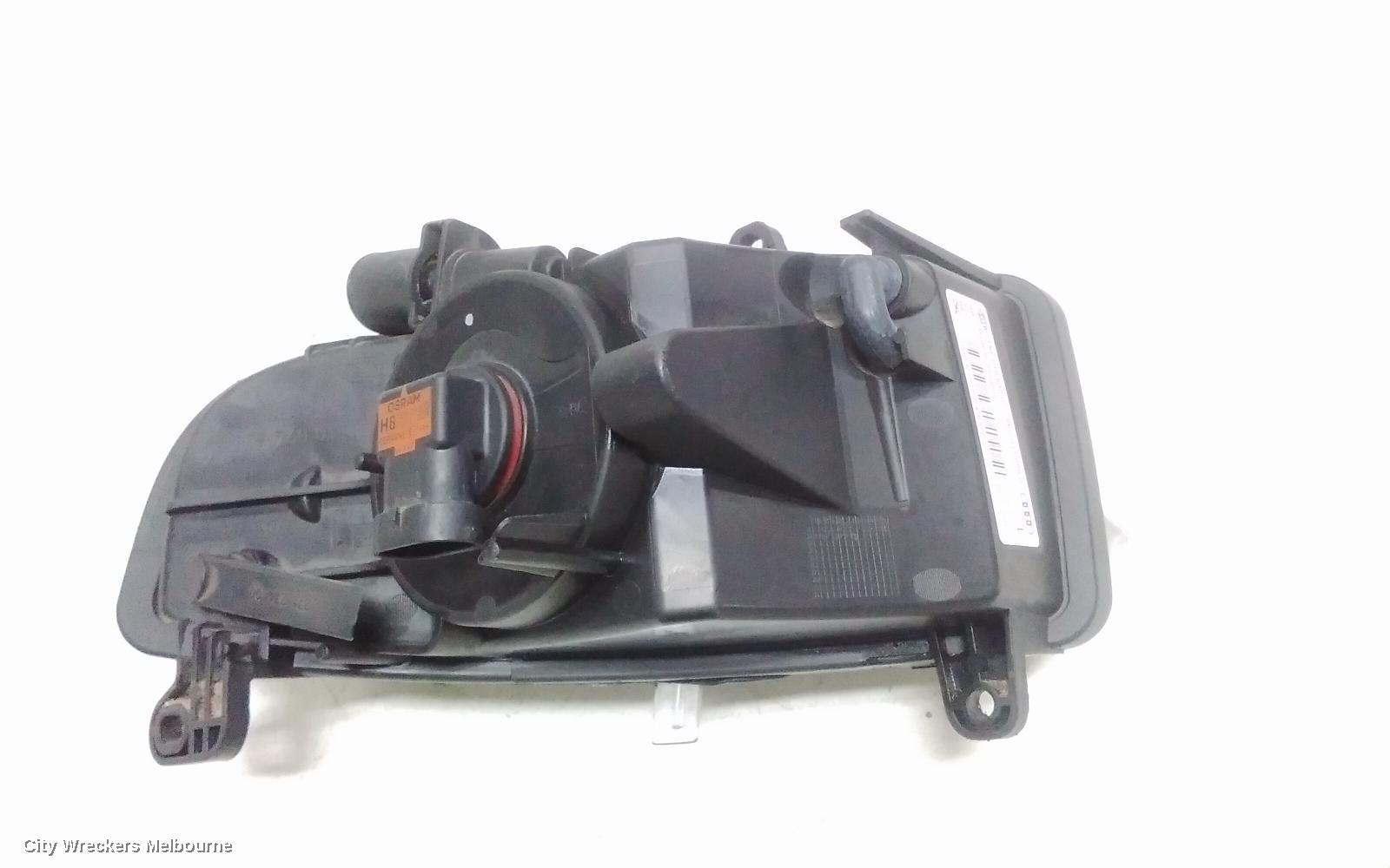 AUDI A4 LEFT INDICATOR/FOG/SIDE, BUMPER FOGLAMP, B8 8K, 02/2008 - 01/2012