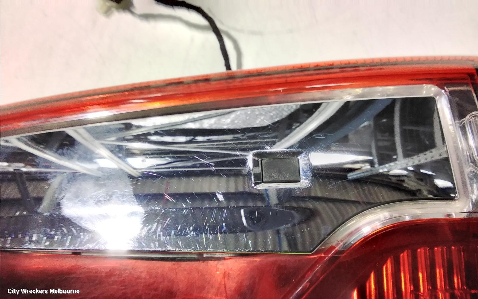 FORD ECOSPORT REAR GARNISH, TAILGATE LAMP (RH SIDE), BK, 11/2013 - 09/2017