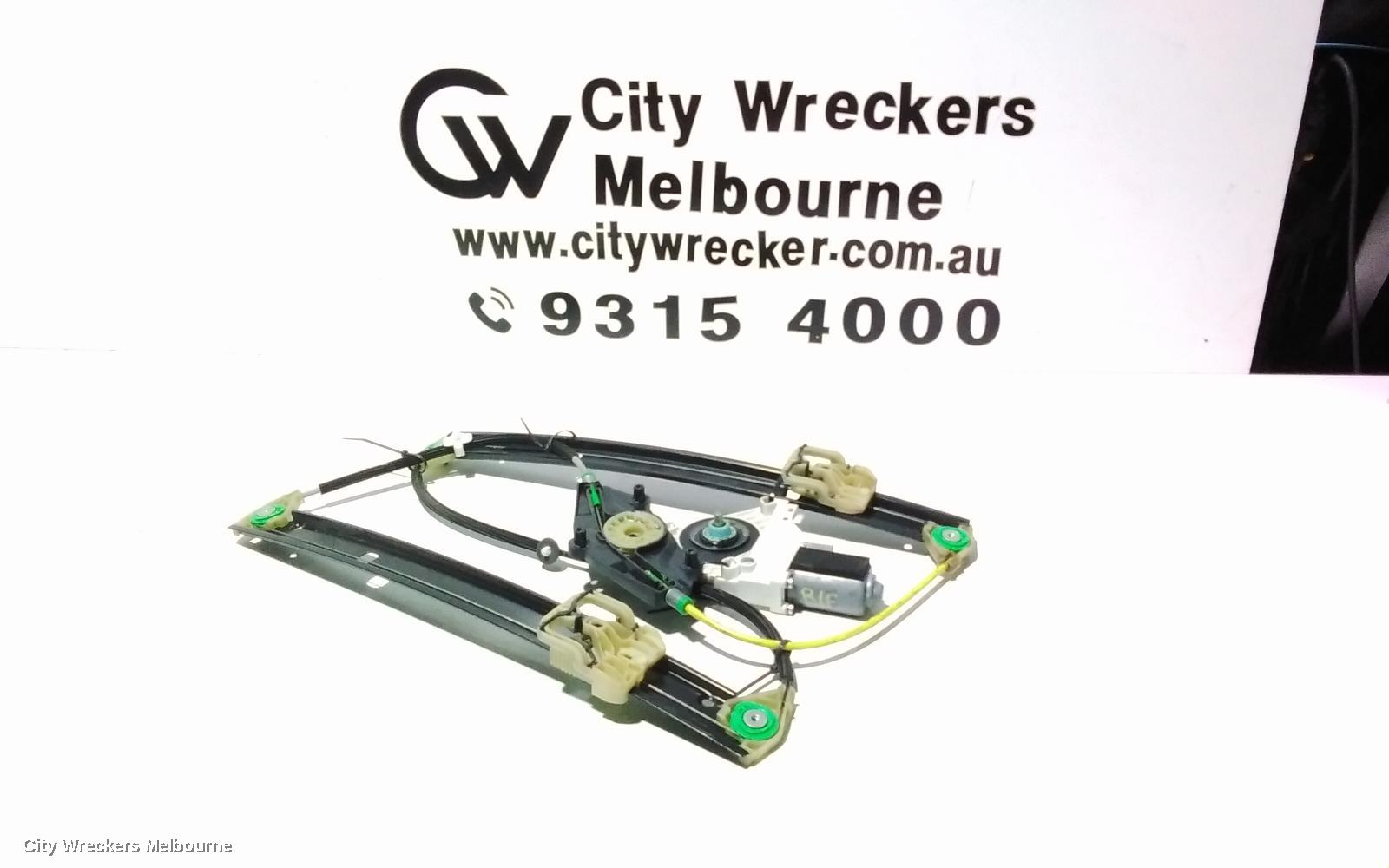 AUDI A4 RIGHT FRONT WINDOW REG/MOTOR, B8 8K, 06/2010 - 09/2015