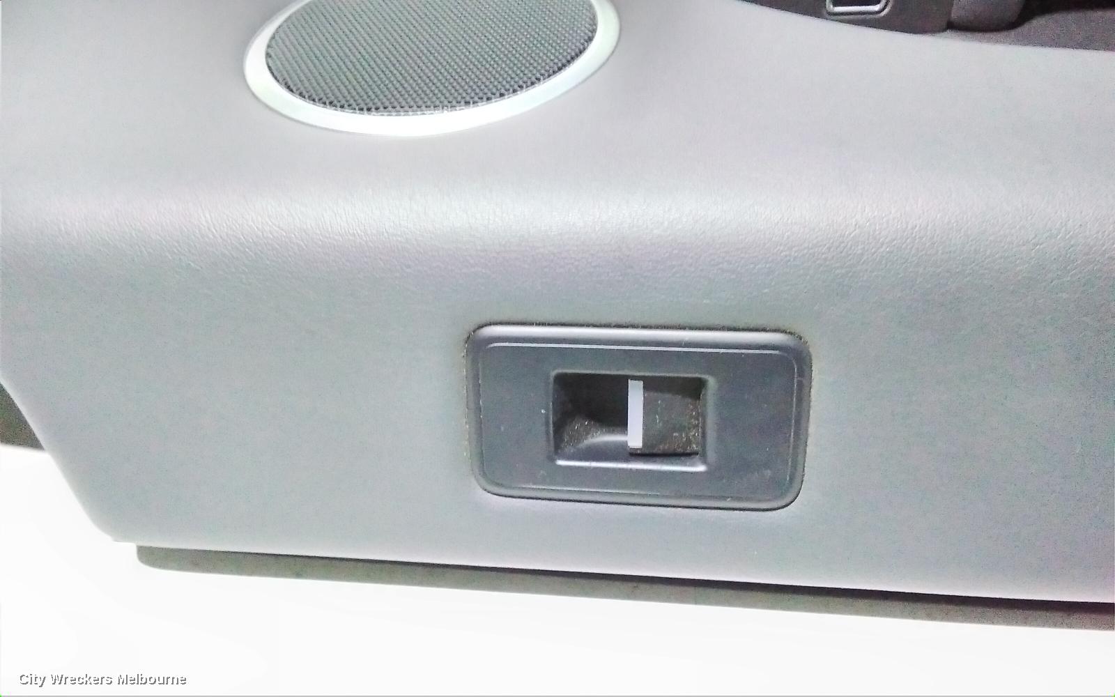 LAND ROVER RANGEROVER SPORT DOOR TRIM, LH FRONT, L494, BLACK, LEATHER, 06/2013 ONWARDS