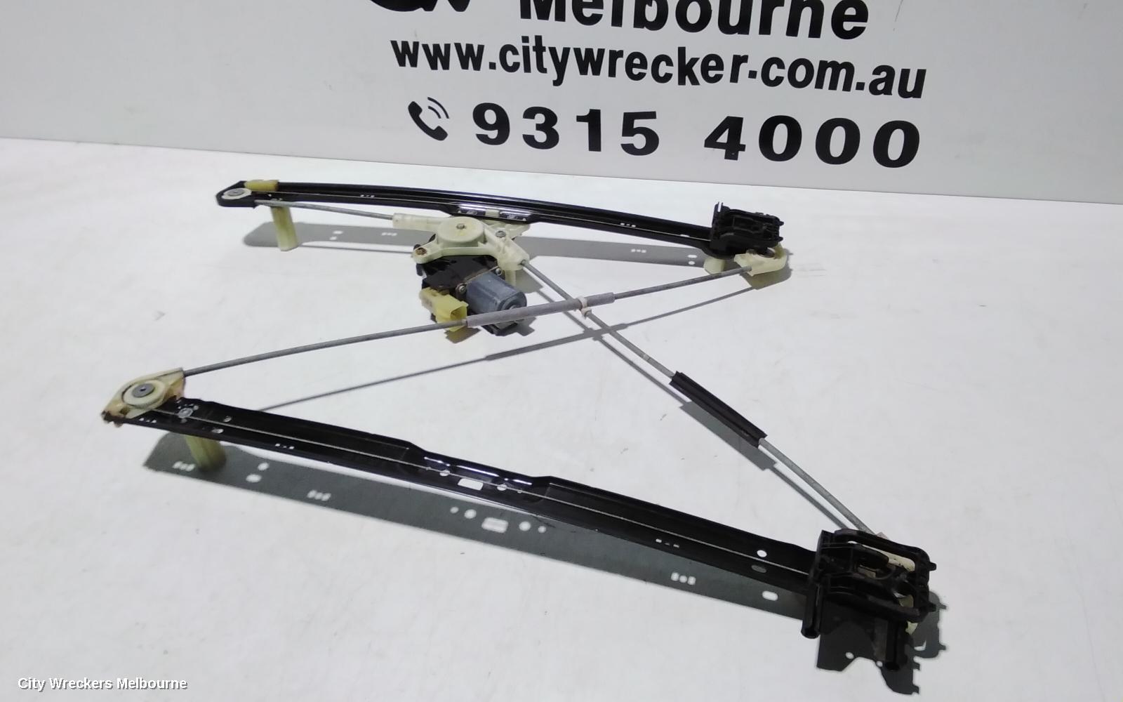 LAND ROVER RANGEROVER SPORT LEFT FRONT WINDOW REG/MOTOR, L494, 12/2013 - 04/2022