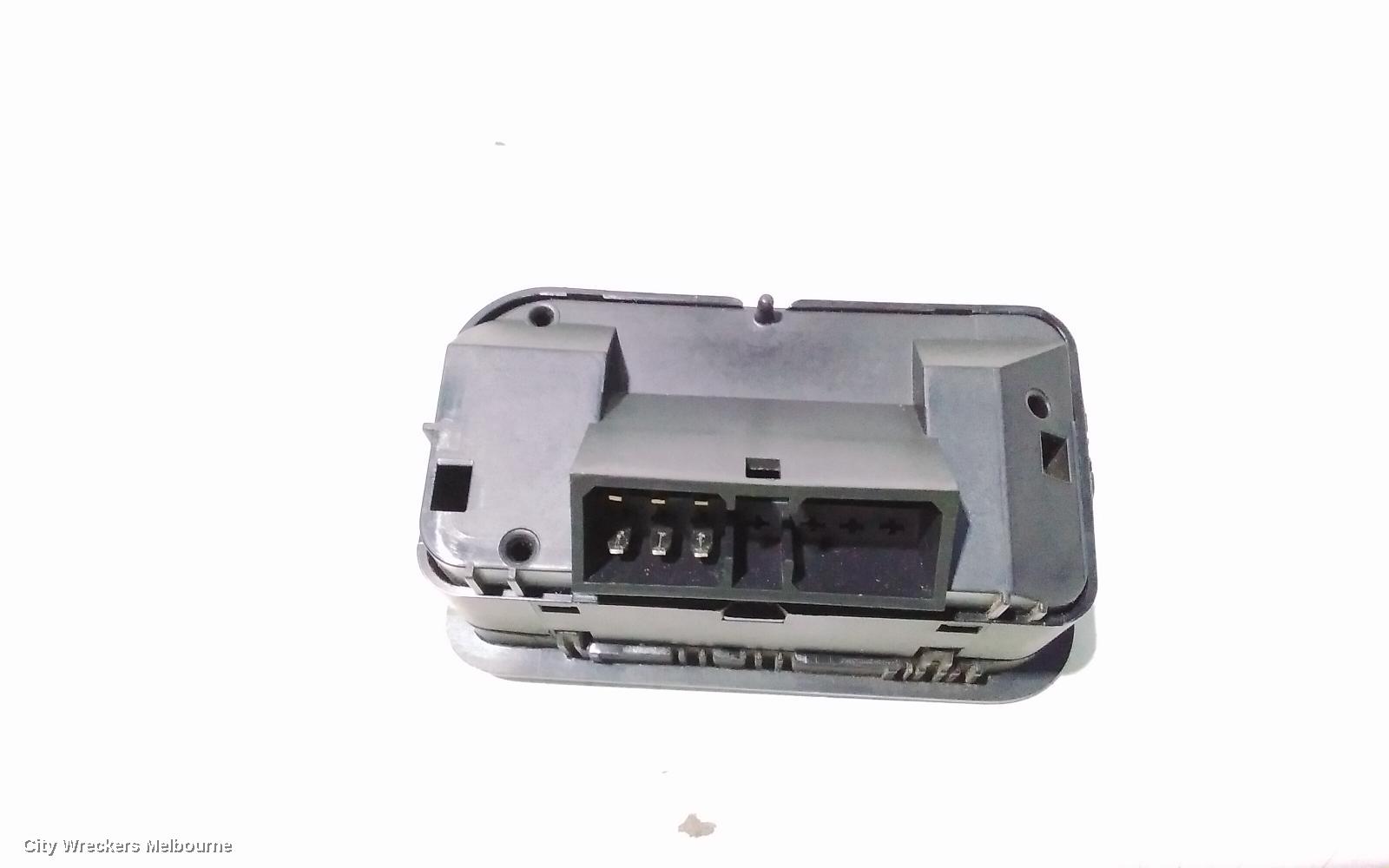 FORD FALCON PWR DR WIND SWITCH, BA-BF, RH FRONT (MASTER SWITCH), 2 SWITCH TYPE, 10/2002 - 09/2010