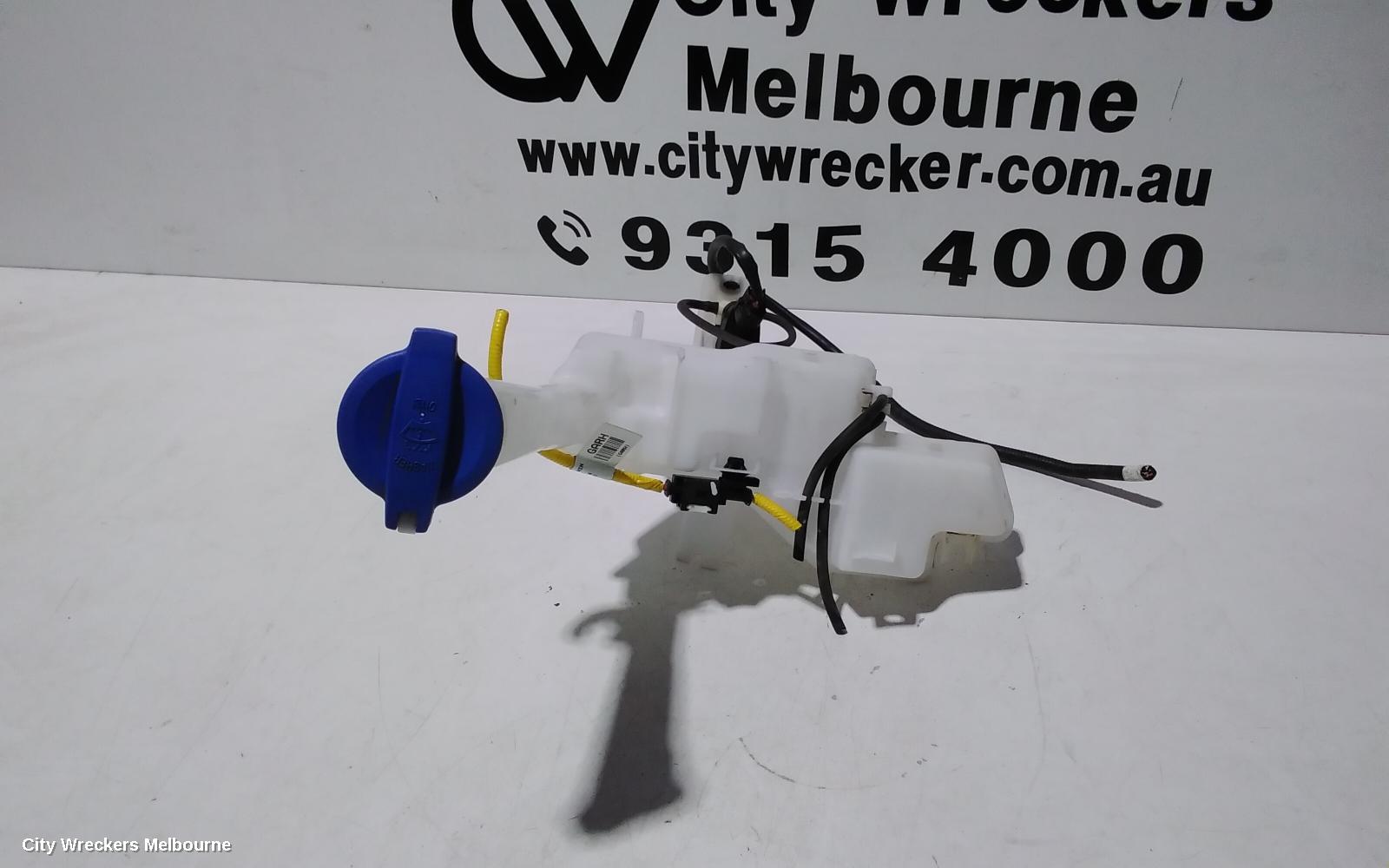 KIA PICANTO WASHER BOTTLE, JA, 05/2017 ONWARDS