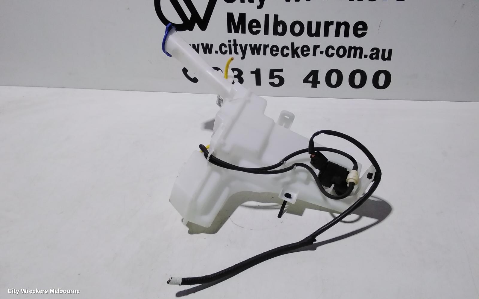 KIA PICANTO WASHER BOTTLE, JA, 05/2017 ONWARDS