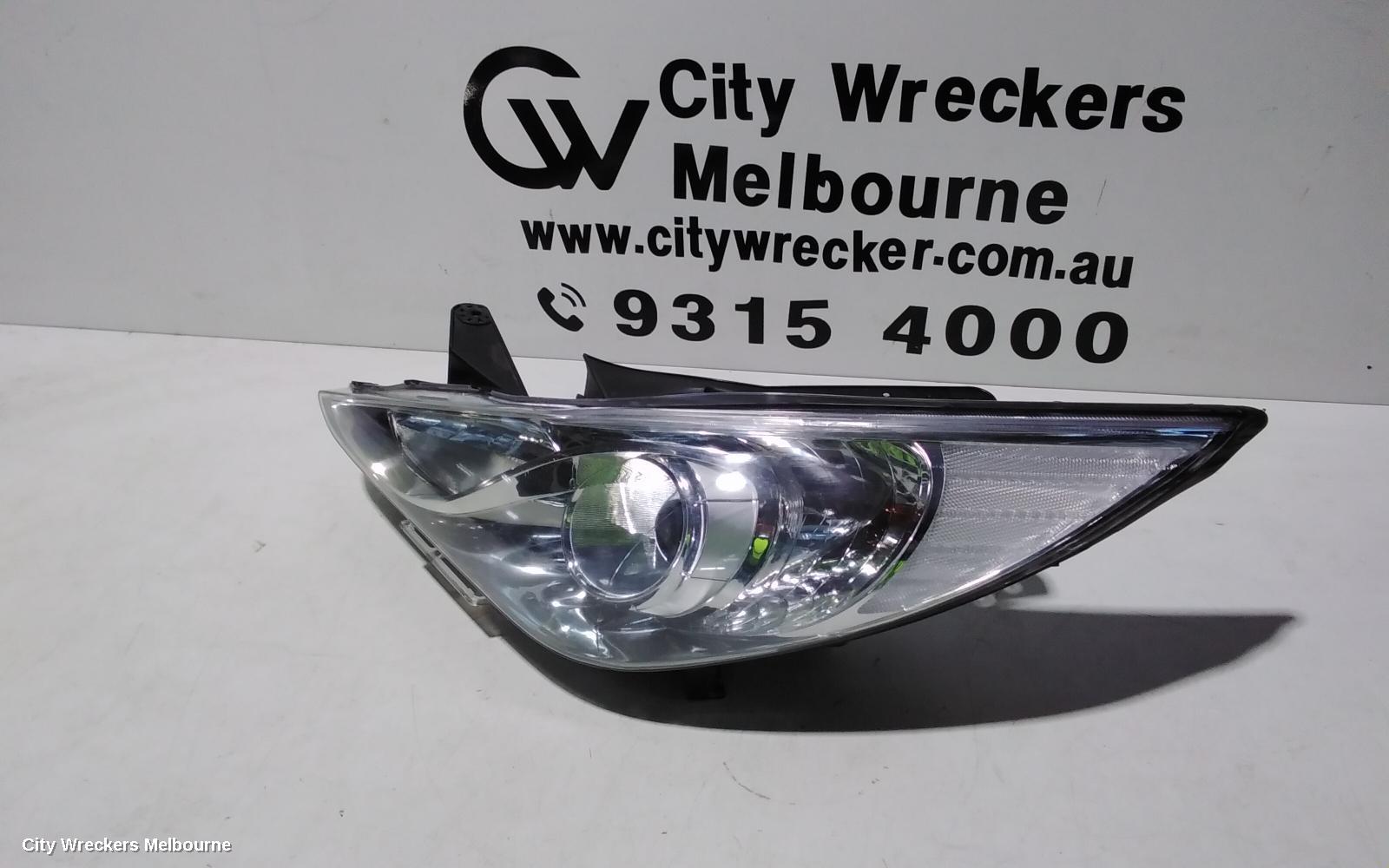 HYUNDAI I45 LEFT HEADLAMP, YF, 02/2010 - 04/2014
