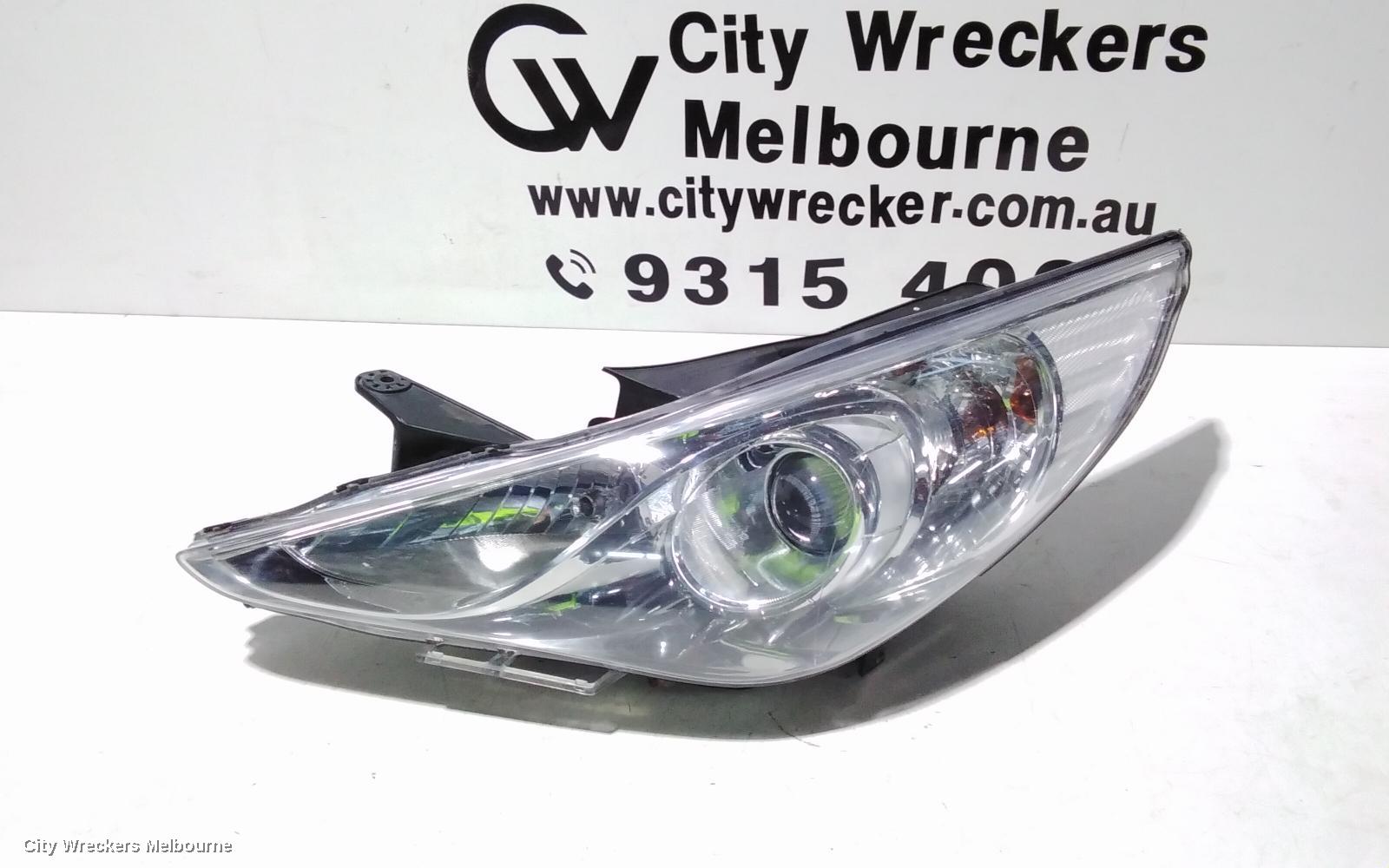 HYUNDAI I45 LEFT HEADLAMP, YF, 02/2010 - 04/2014