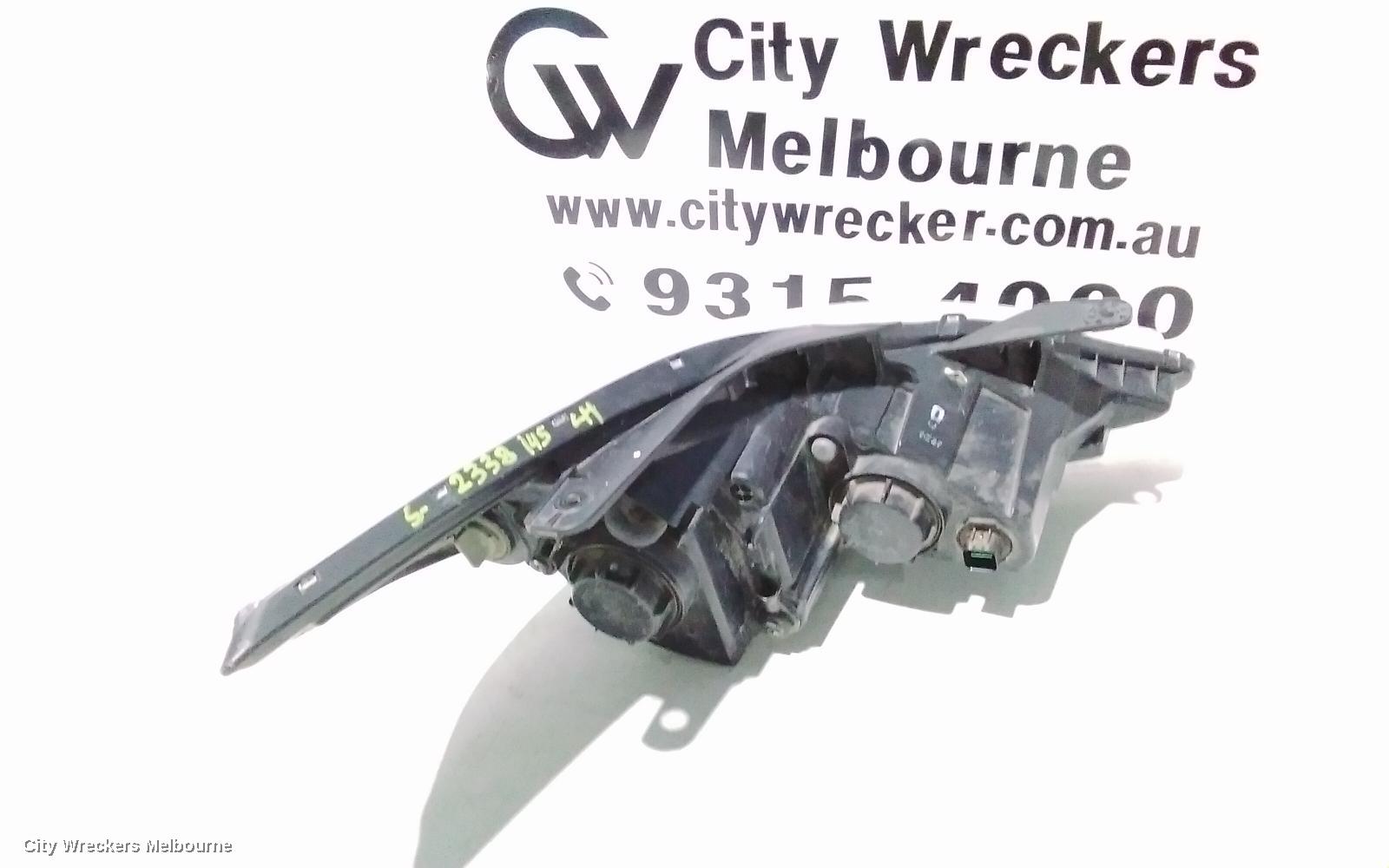 HYUNDAI I45 LEFT HEADLAMP, YF, 02/2010 - 04/2014