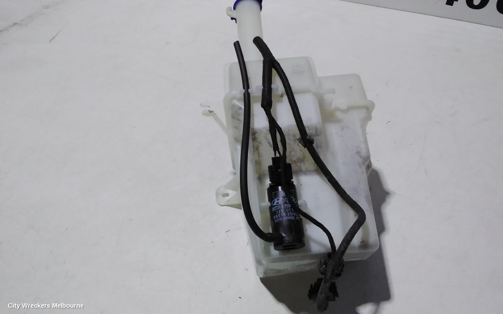 HYUNDAI I45 WASHER BOTTLE, WASHER BOTTLE MOTOR, YF, 02/2010 - 04/2014