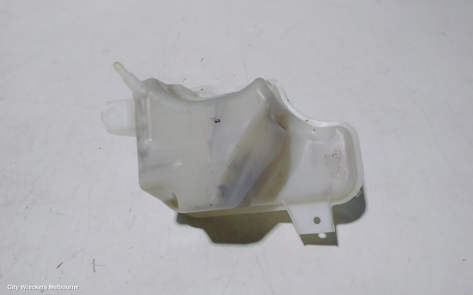 HYUNDAI I45 OVERFLOW BOTTLE, YF, 02/2010 - 04/2014