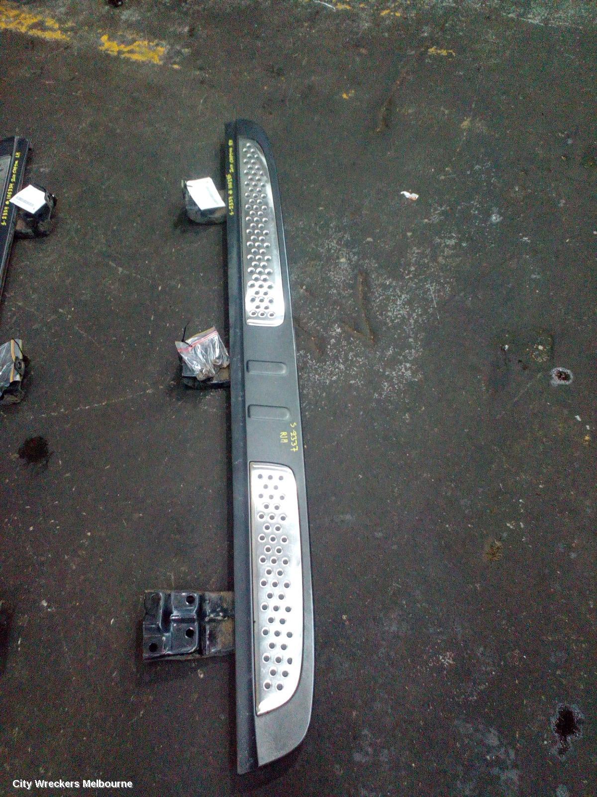 HOLDEN CAPTIVA SIDE STEP/SKIRT, CG, RH SIDE ONLY, 09/2006 - 02/2011