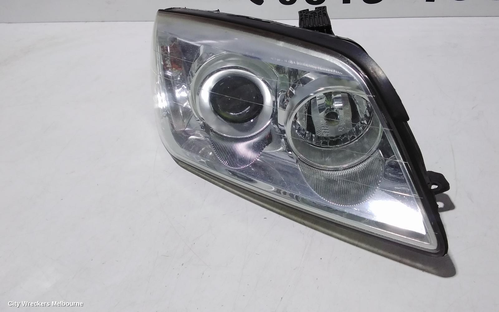 HOLDEN CAPTIVA RIGHT HEADLAMP, CG, CX/LX/SX/CAPTIVA 7 (4TH VIN = C), CHROME INNER TYPE, 09/2006 - 02/2011