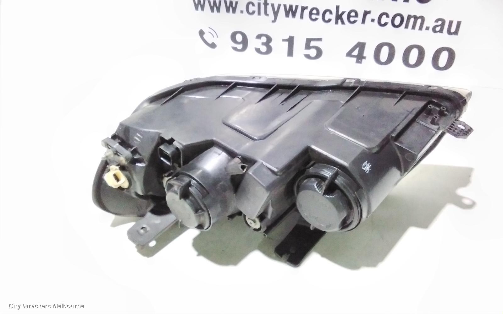HOLDEN CAPTIVA RIGHT HEADLAMP, CG, CX/LX/SX/CAPTIVA 7 (4TH VIN = C), CHROME INNER TYPE, 09/2006 - 02/2011