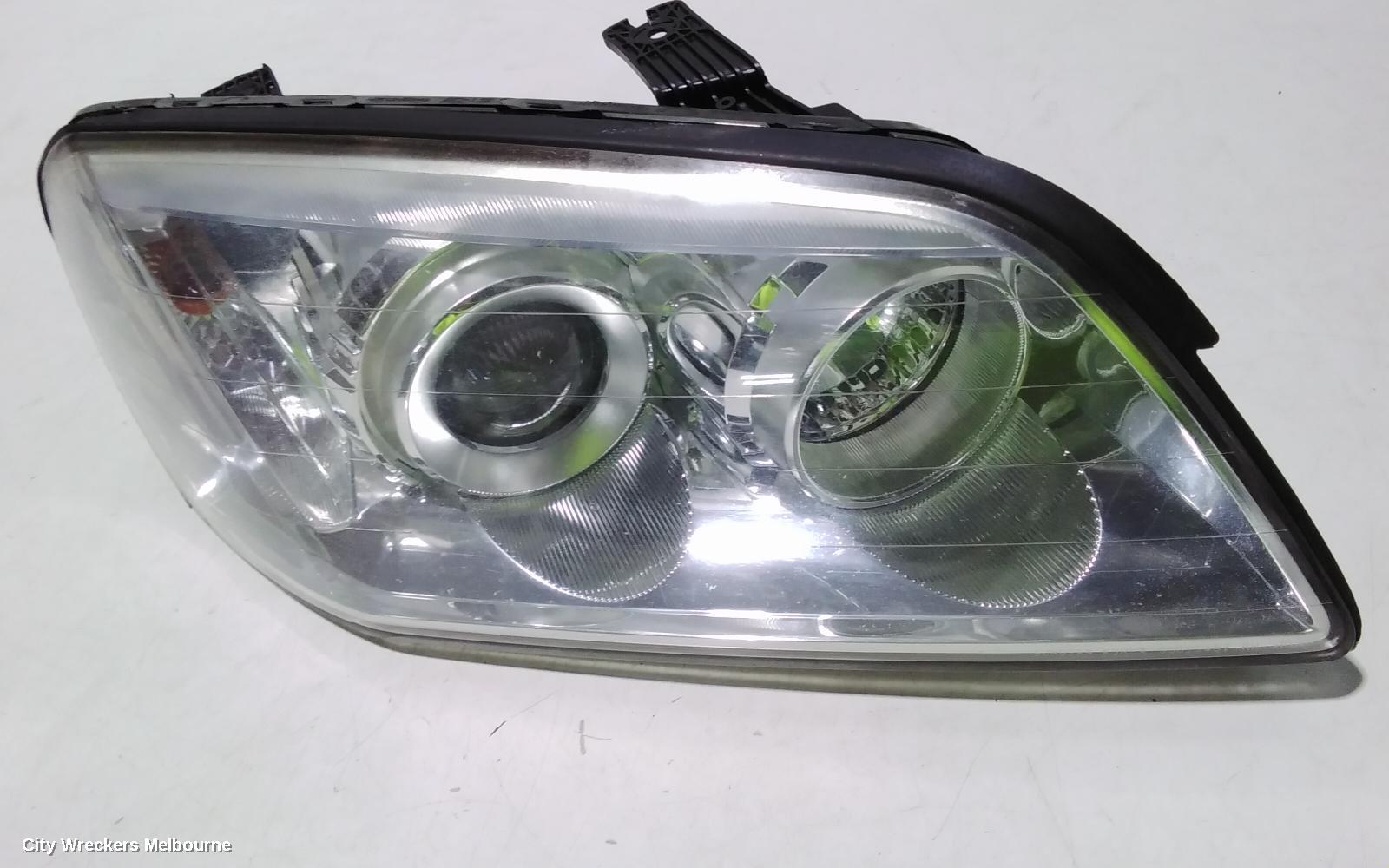 HOLDEN CAPTIVA RIGHT HEADLAMP, CG, CX/LX/SX/CAPTIVA 7 (4TH VIN = C), CHROME INNER TYPE, 09/2006 - 02/2011