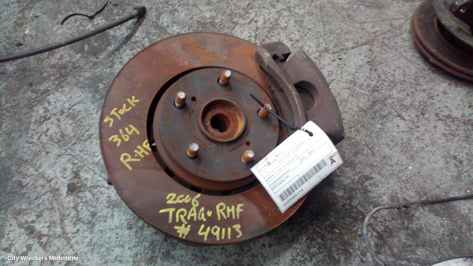 TOYOTA TARAGO RIGHT FRONT HUB ASSEMBLY, ACR50R, 2.4, 2AZ-FE, 03/2006 - 06/2020