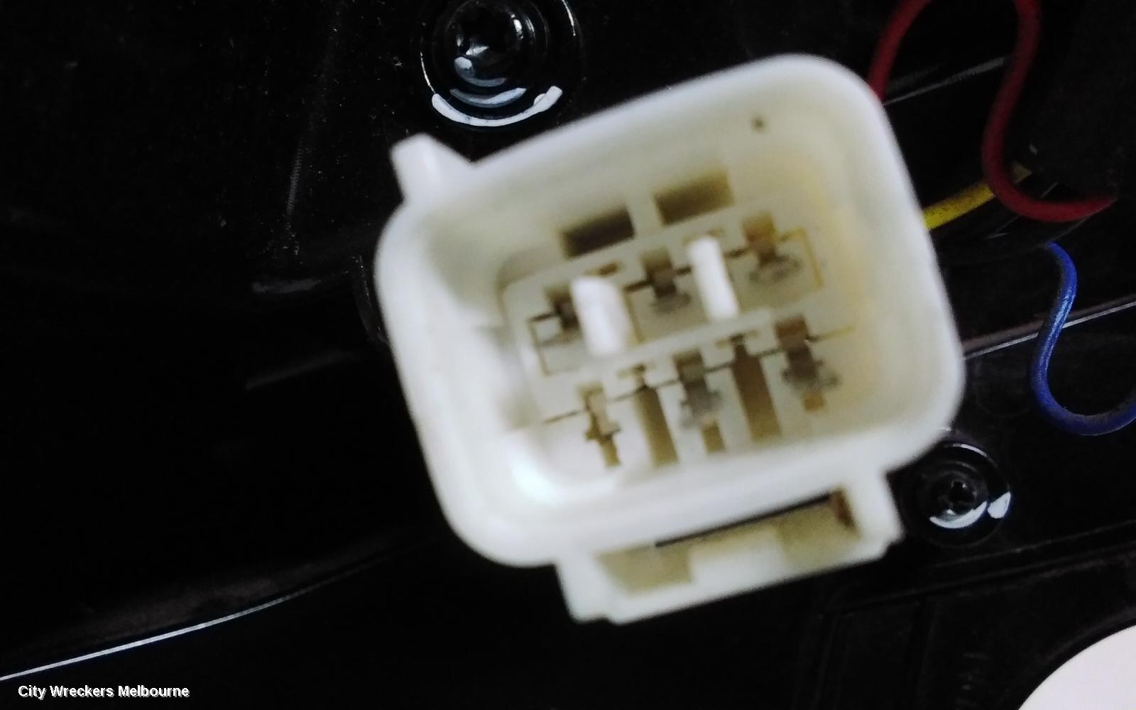 MG MG3 LEFT TAILLIGHT, SZP1, IN BODY, CLEAR ON BOTTOM, 06/2018 ONWARDS