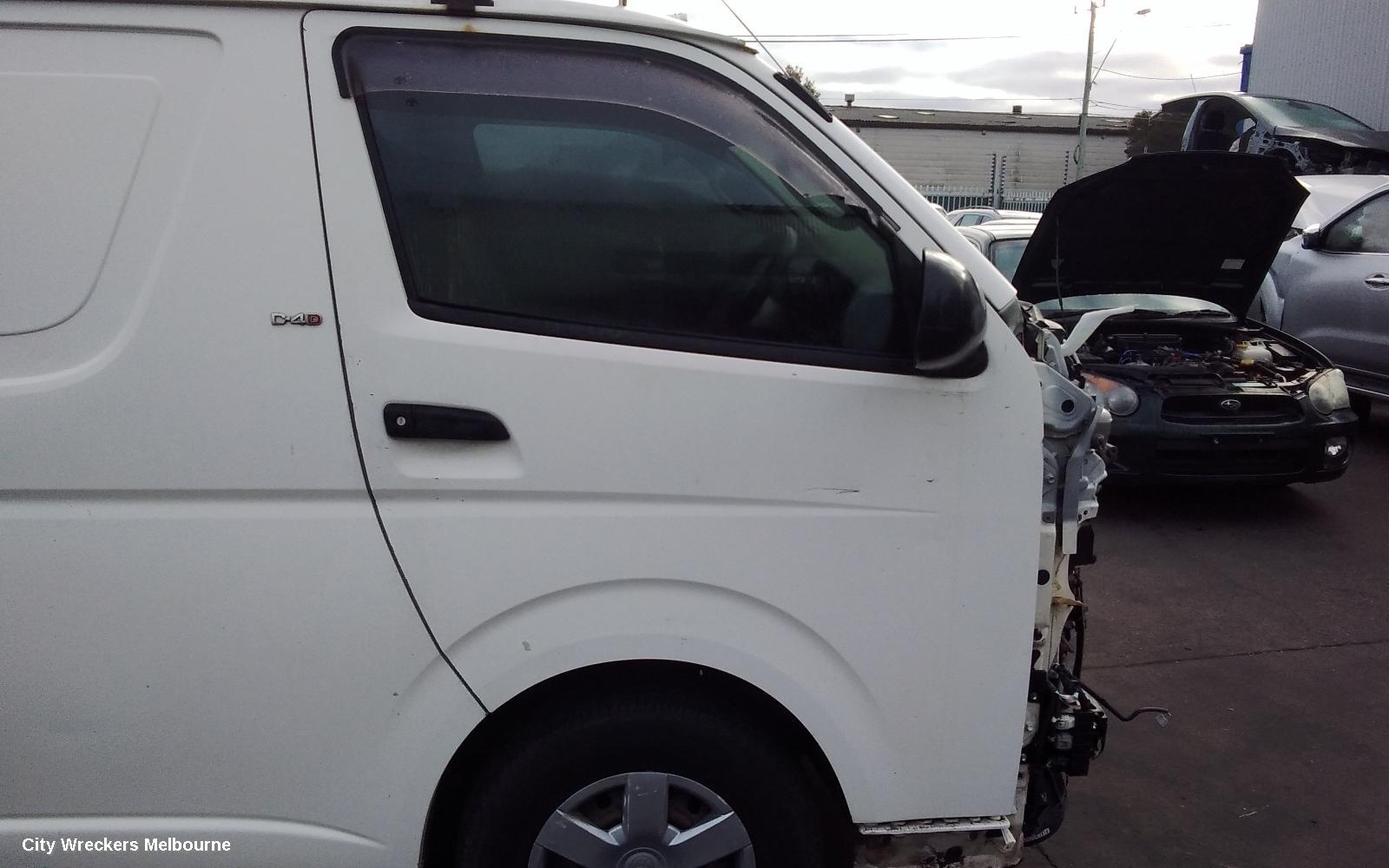 TOYOTA HIACE RIGHT FRONT STRUT, ***USE SHOCK ABSORBER PART TYPE***