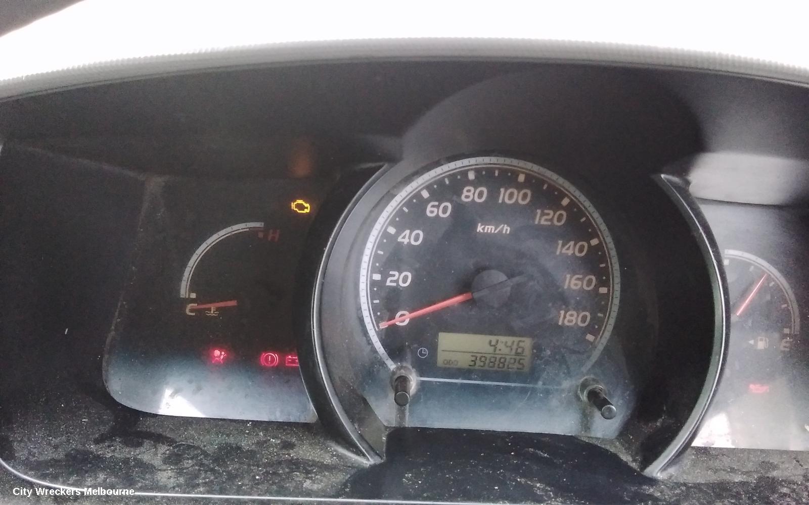 TOYOTA HIACE RIGHT FRONT STRUT, ***USE SHOCK ABSORBER PART TYPE***