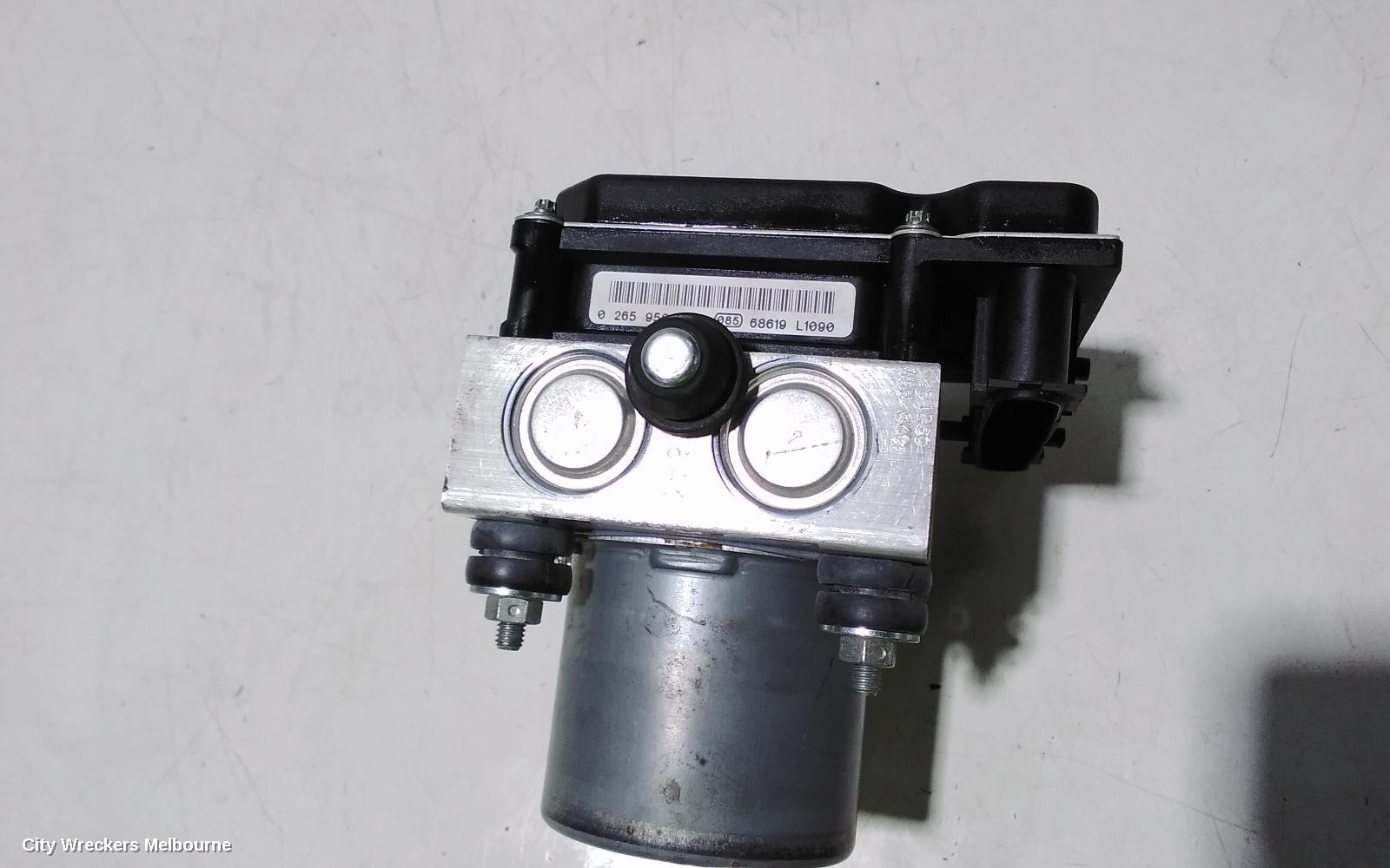 LAND ROVER RANGEROVER SPORT ABS PUMP/MODULATOR, L320, 08/2005 - 12/2013
