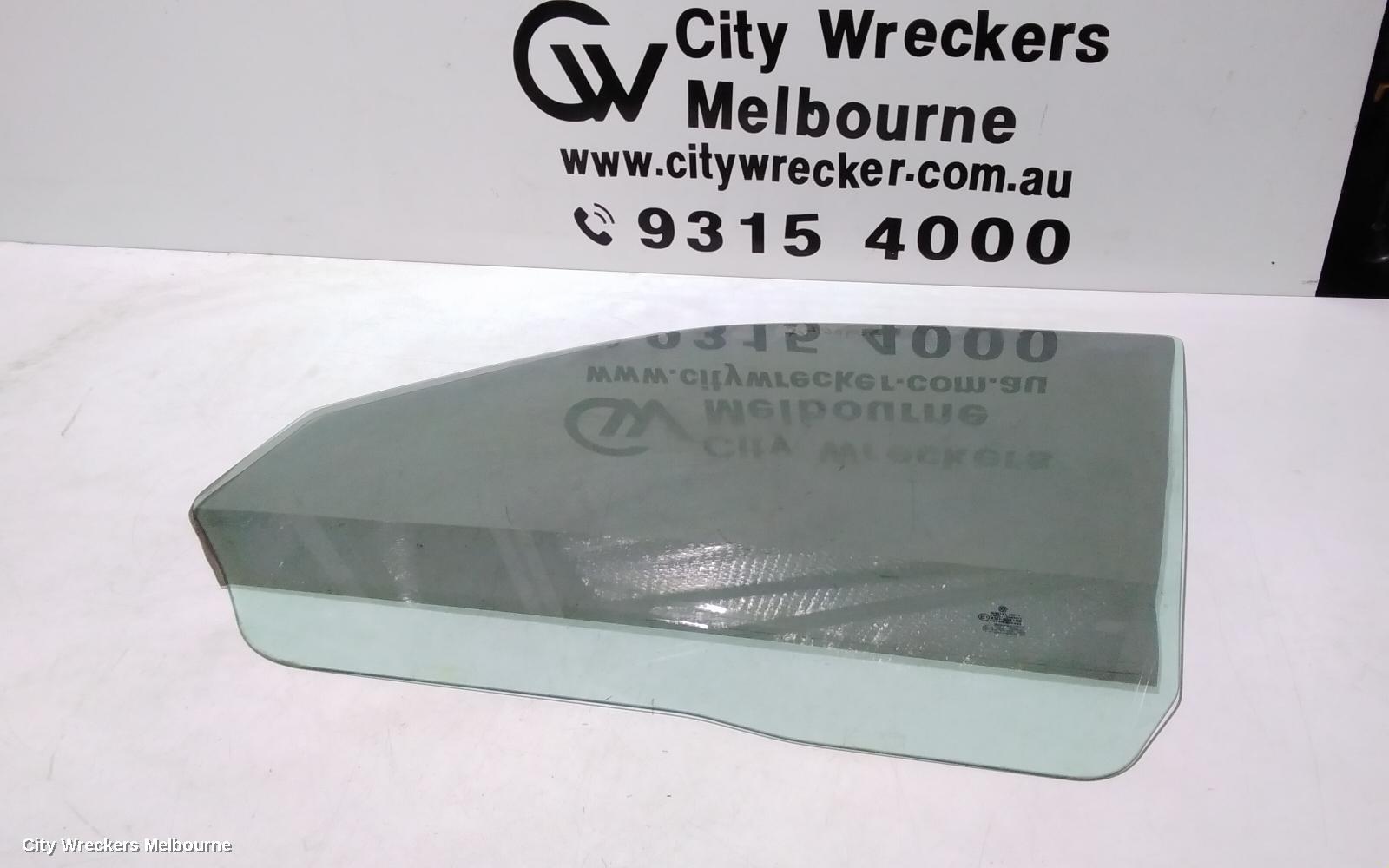 VOLKSWAGEN TRANSPORTER LEFT FRONT DOOR WINDOW, T5, 08/2004 - 06/2015
