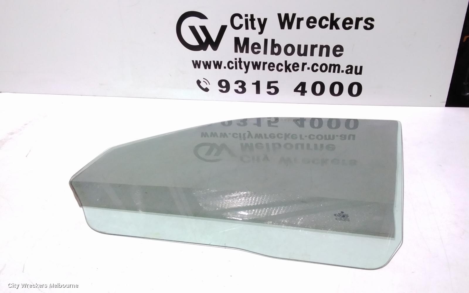 VOLKSWAGEN TRANSPORTER LEFT FRONT DOOR WINDOW, T5, 08/2004 - 06/2015
