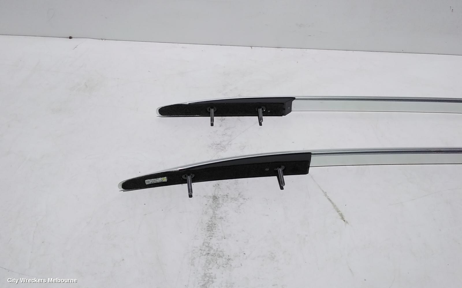 VOLKSWAGEN T-ROC ROOF RAIL