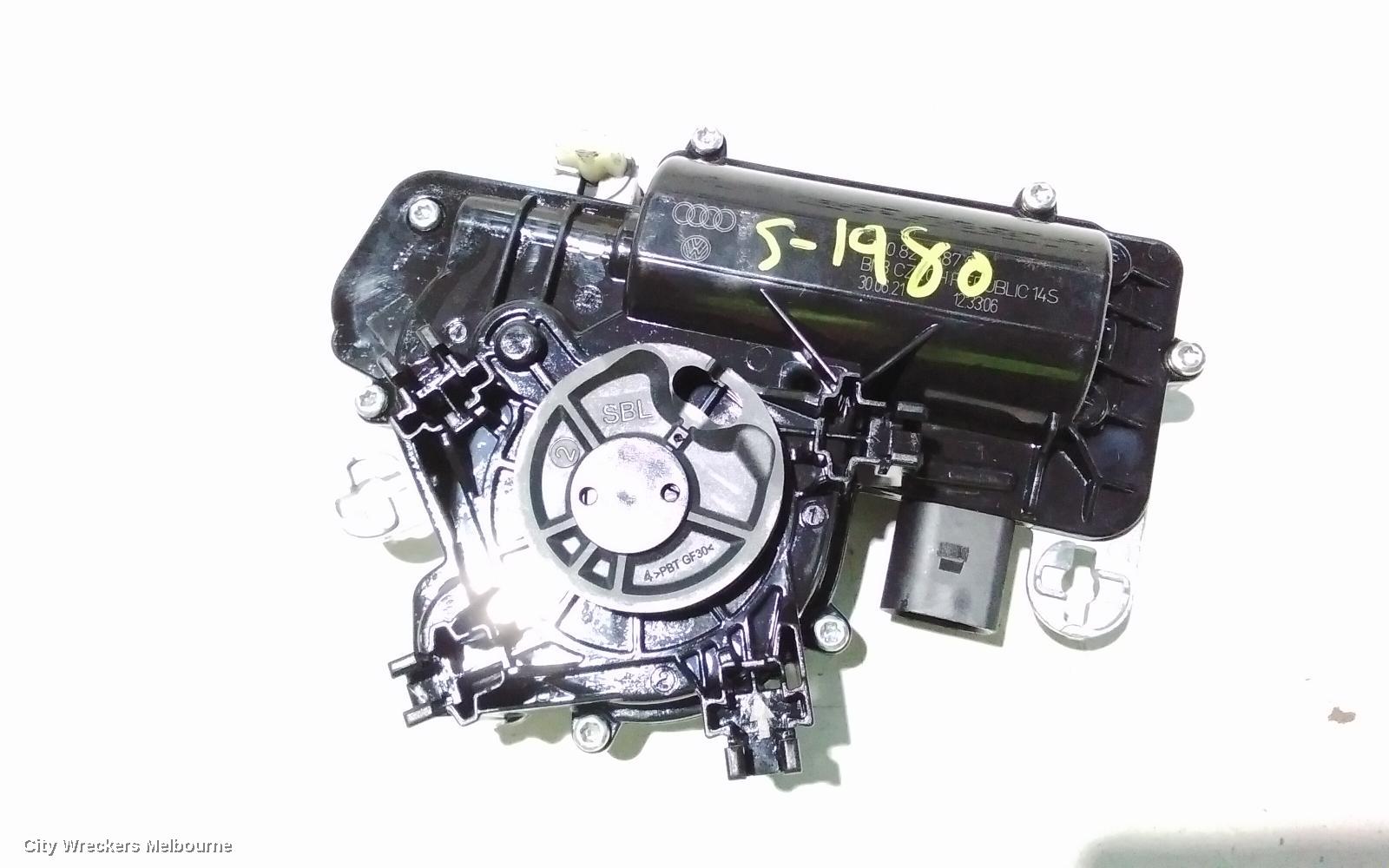 VOLKSWAGEN T-ROC TAILGATE REGULATOR, A1, 03/2020 - 12/2025