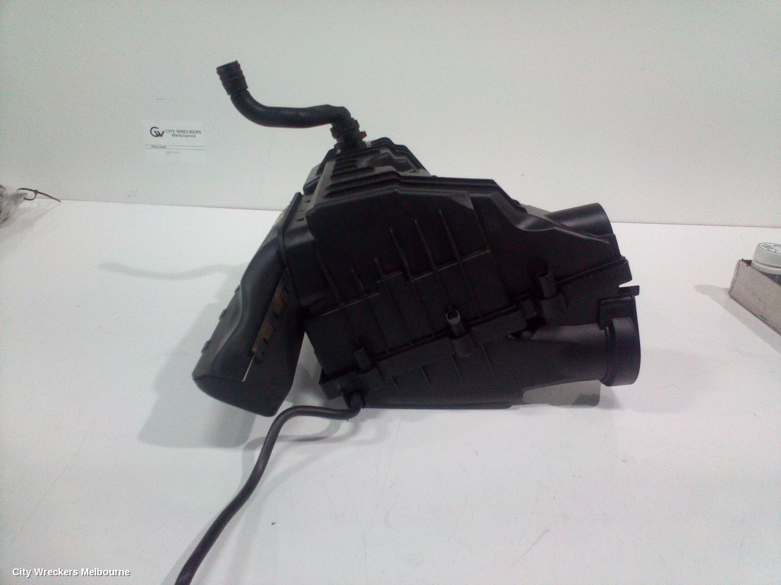 VOLKSWAGEN T-ROC AIR CLEANER/BOX, AIR CLEANER, A1, 2.0, PETROL, CZPB CODE, 03/2020 ONWARDS