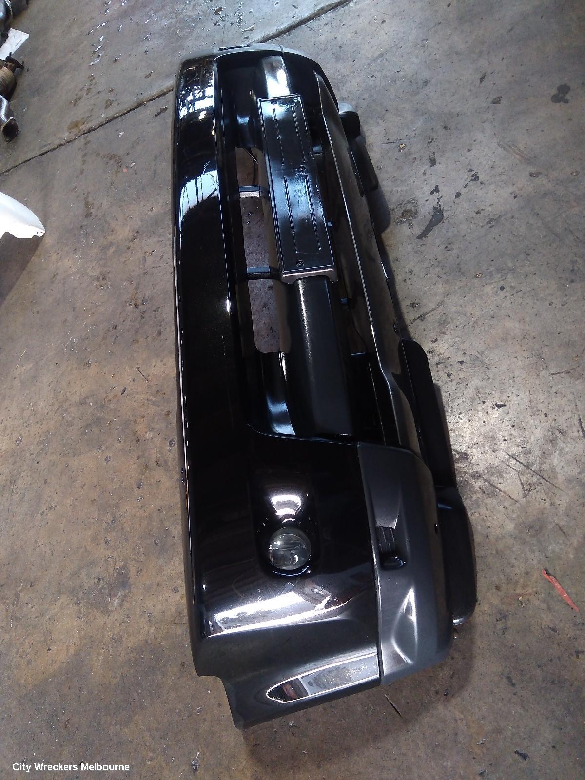 LAND ROVER RANGEROVER SPORT FRONT BUMPER, BUMPER BAR, NON PARK SENSOR TYPE, L320, 09/2009 - 05/2013
