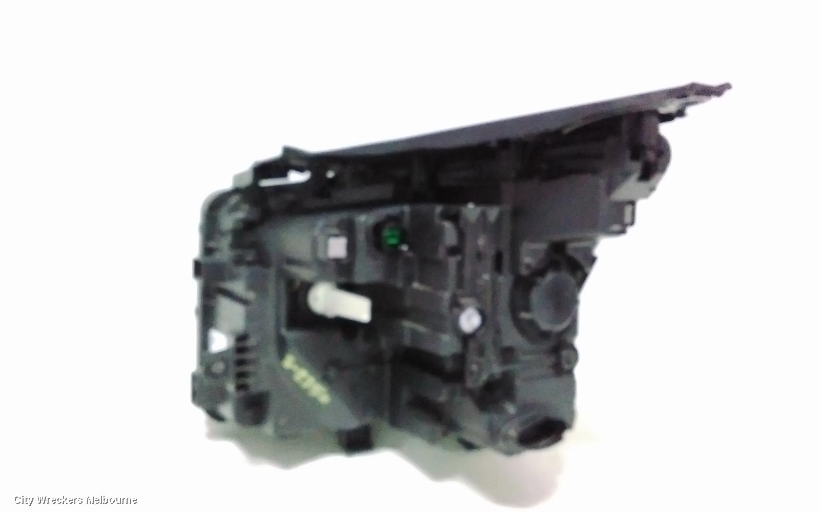 HYUNDAI SANTA FE RIGHT HEADLAMP, TM, LED, NON PROJECTOR TYPE, 10/2020 ONWARDS