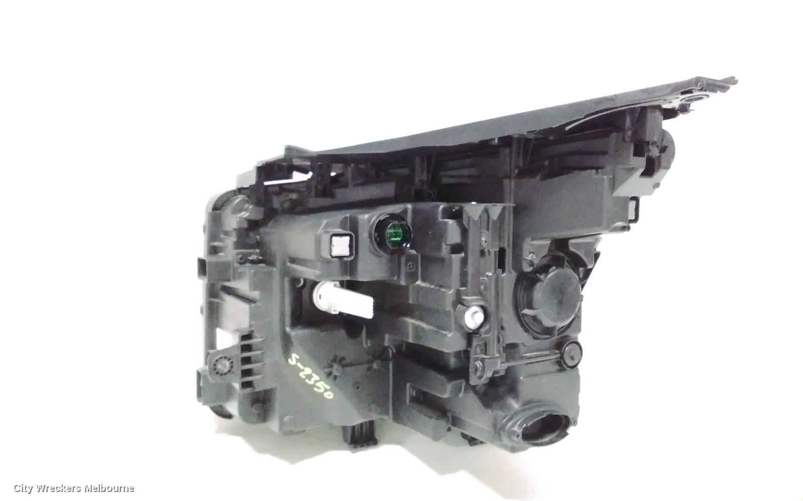 HYUNDAI SANTA FE RIGHT HEADLAMP, TM, LED, NON PROJECTOR TYPE, 10/2020 ONWARDS