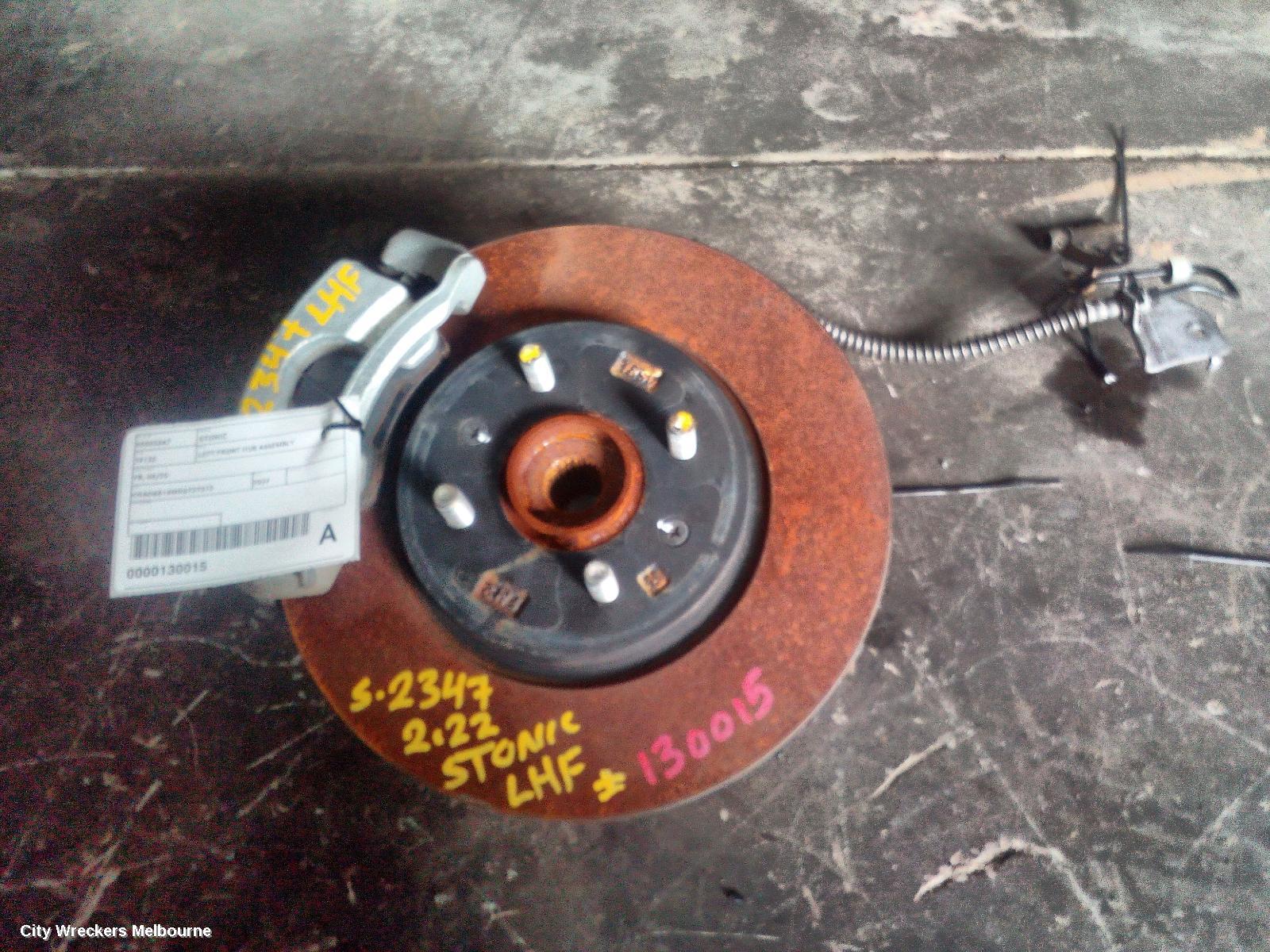 KIA STONIC LEFT FRONT HUB ASSEMBLY, YB, 08/2020 ONWARDS
