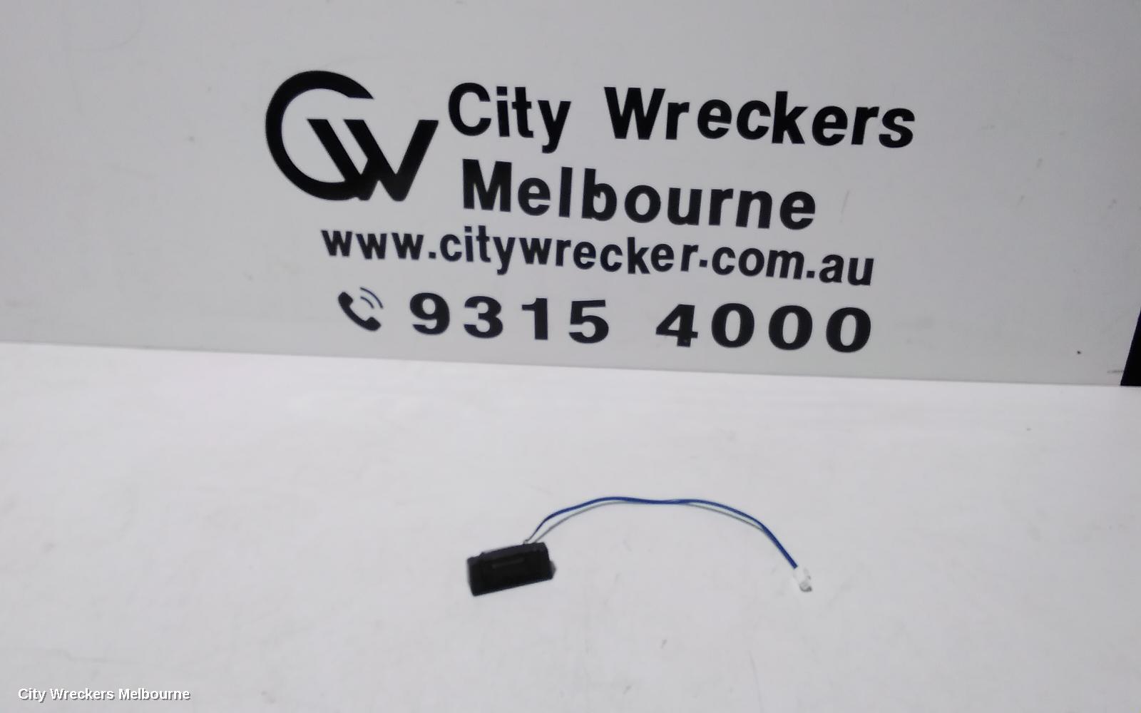 MAZDA CX3 TAILGATE HANDLE, DK, 03/2015 ONWARDS
