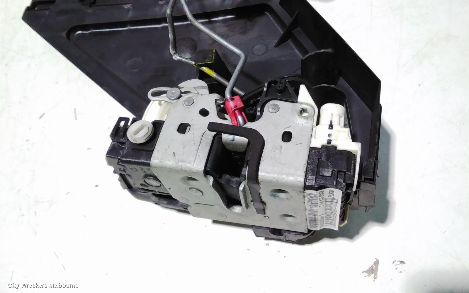 JEEP CHEROKEE DOOR/BOOT/GATE LOCK, RIGHT REAR DOOR LOCK, KK, 11/2007 - 10/2012