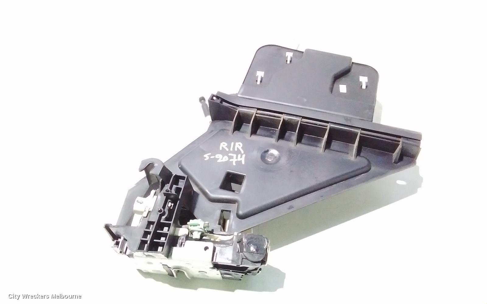 JEEP CHEROKEE DOOR/BOOT/GATE LOCK, RIGHT REAR DOOR LOCK, KK, 11/2007 - 10/2012