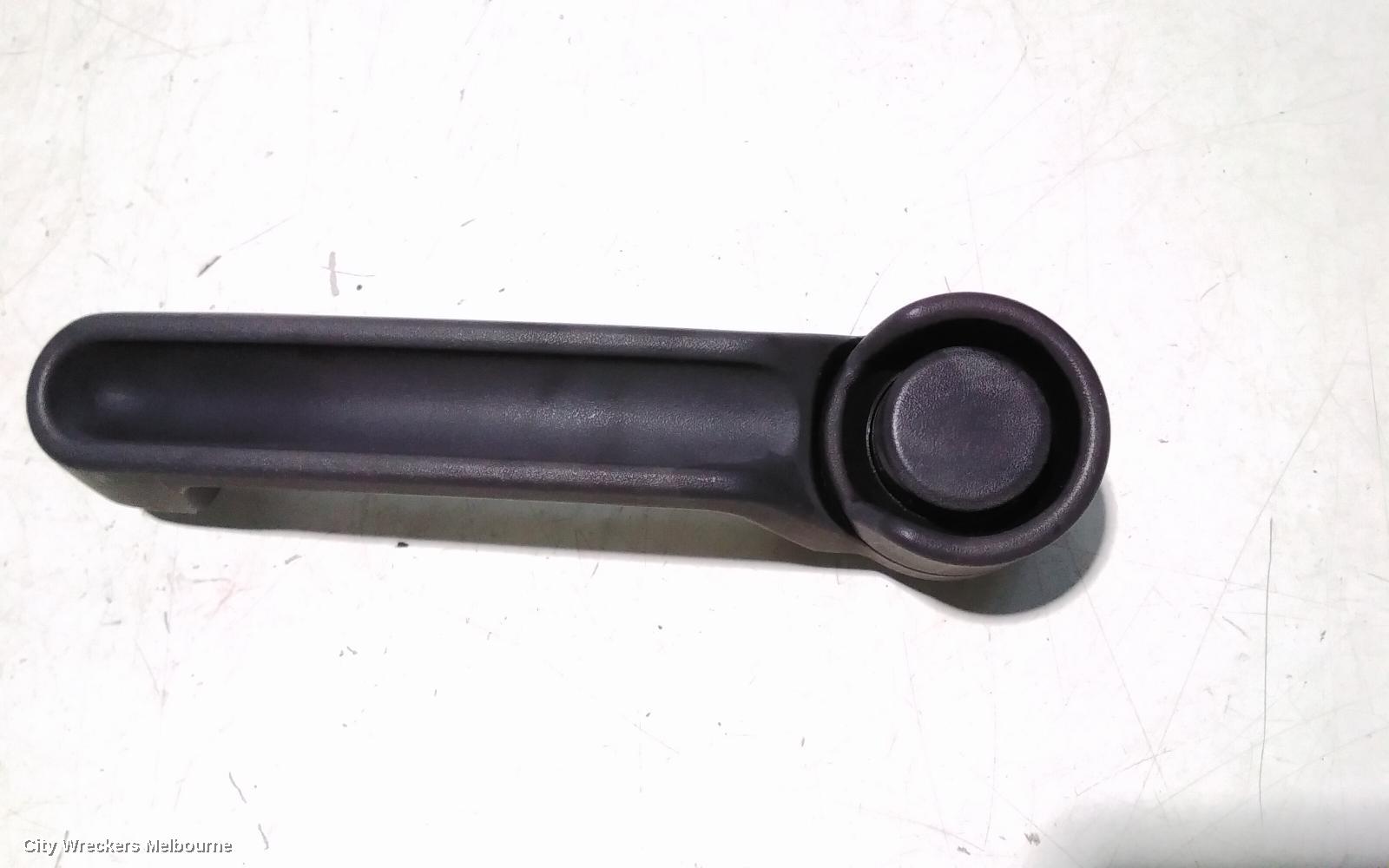 JEEP CHEROKEE DOOR HANDLE, OUTER, RH FRONT, KK, 02/2008 - 09/2012
