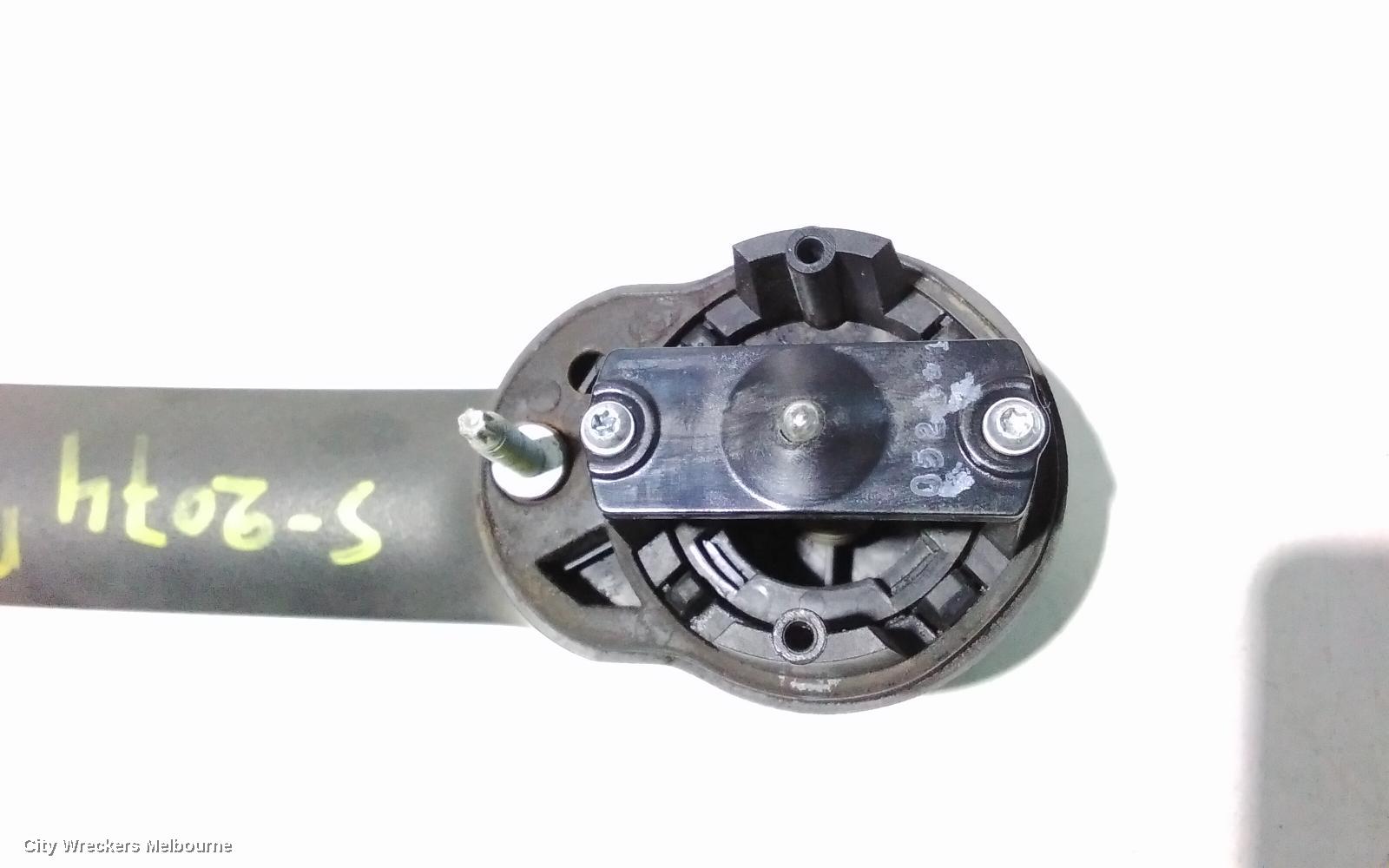 JEEP CHEROKEE DOOR HANDLE, OUTER, RH REAR, KK, 02/2008 - 09/2012