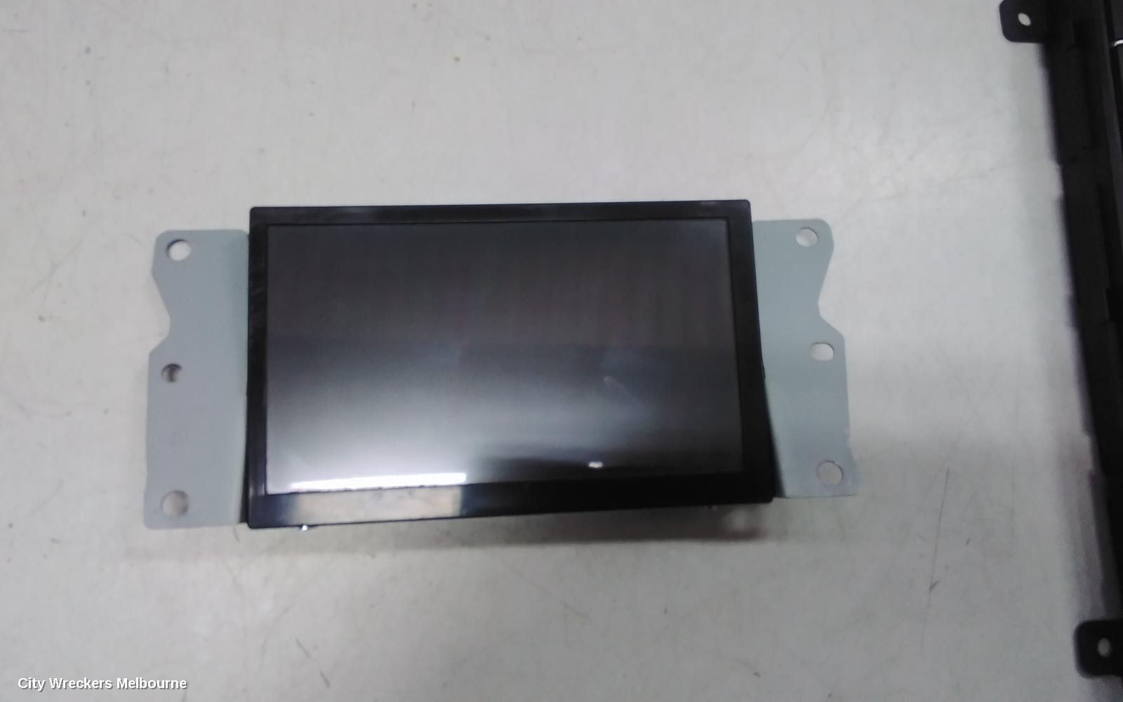LDV G10 RADIO/CD/DVD/SAT/TV, DISPLAY UNIT, 10IN TOUCHSCREEN, SV7A/SV7C, WAGON/VAN, 04/2015 ONWARDS