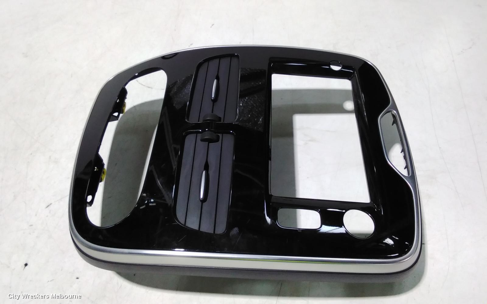 RENAULT CLIO, X98, 09/2013 - 10/2019, : 106849