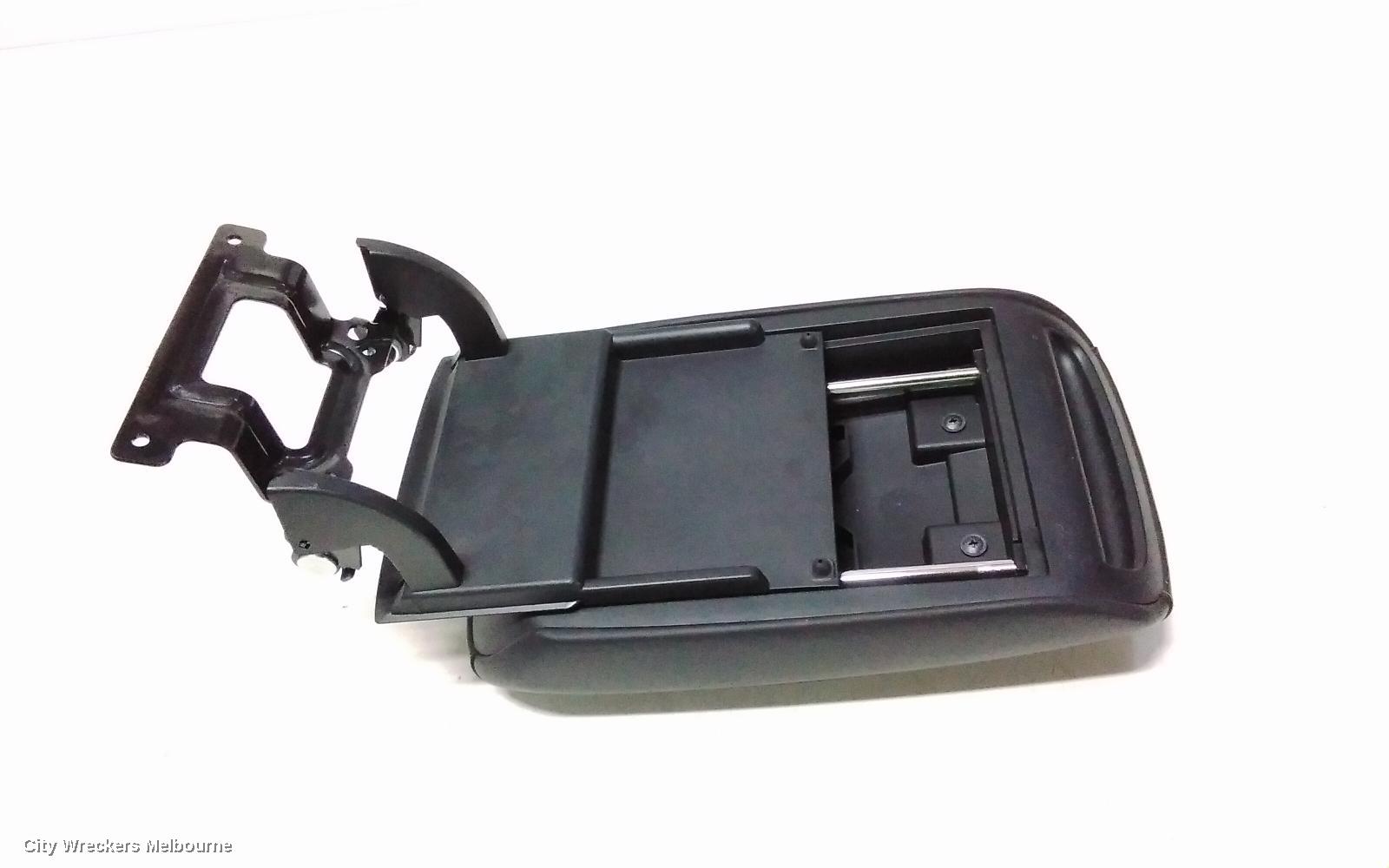 MG HS CONSOLE, SAS23, 08/2019 - 12/2024