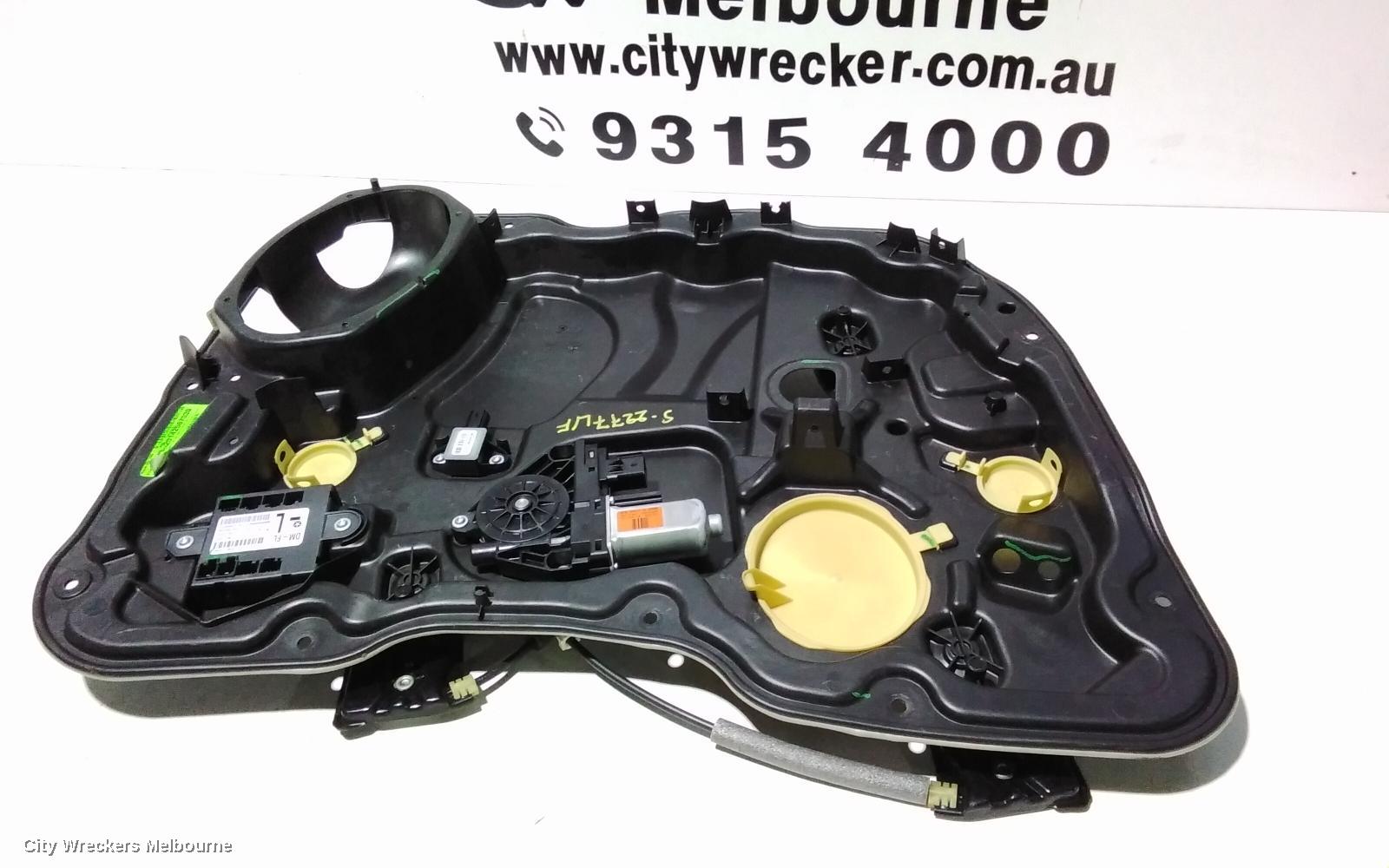 JEEP CHEROKEE LEFT FRONT WINDOW REG/MOTOR, KL, 02/2014 - 11/2022